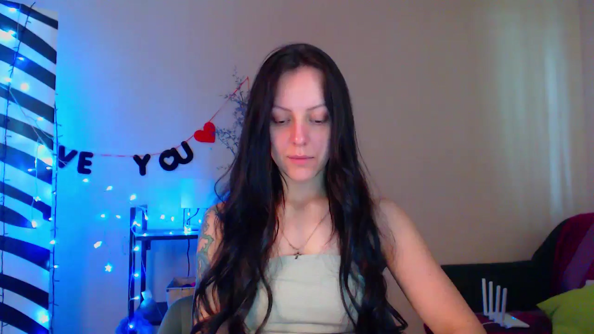 Gallery image thumbnail from MiracleMiss's myfreecams stream on, 05/14/2024, 10:51 image 15 of 20