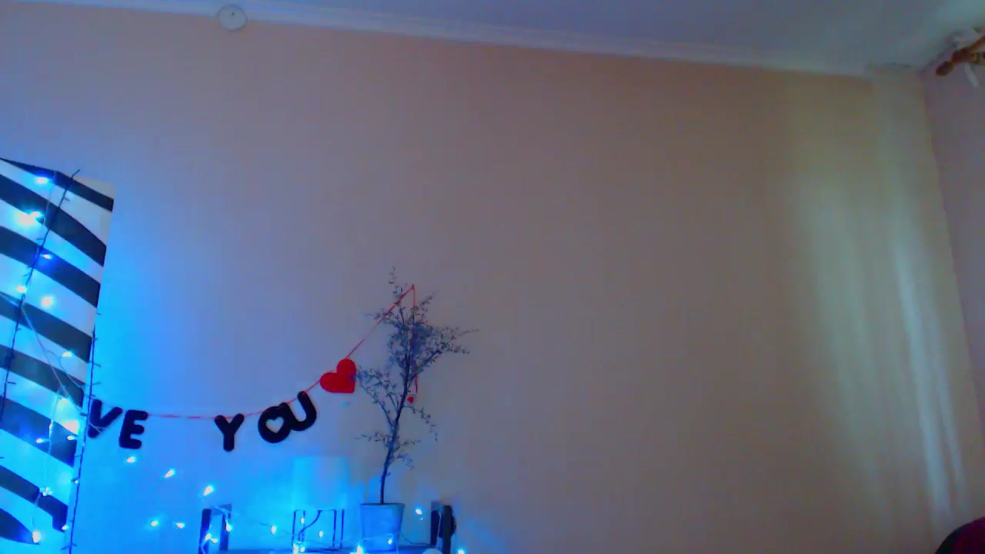 Gallery image thumbnail from MiracleMiss's myfreecams stream on, 05/14/2024, 10:51 image 18 of 20