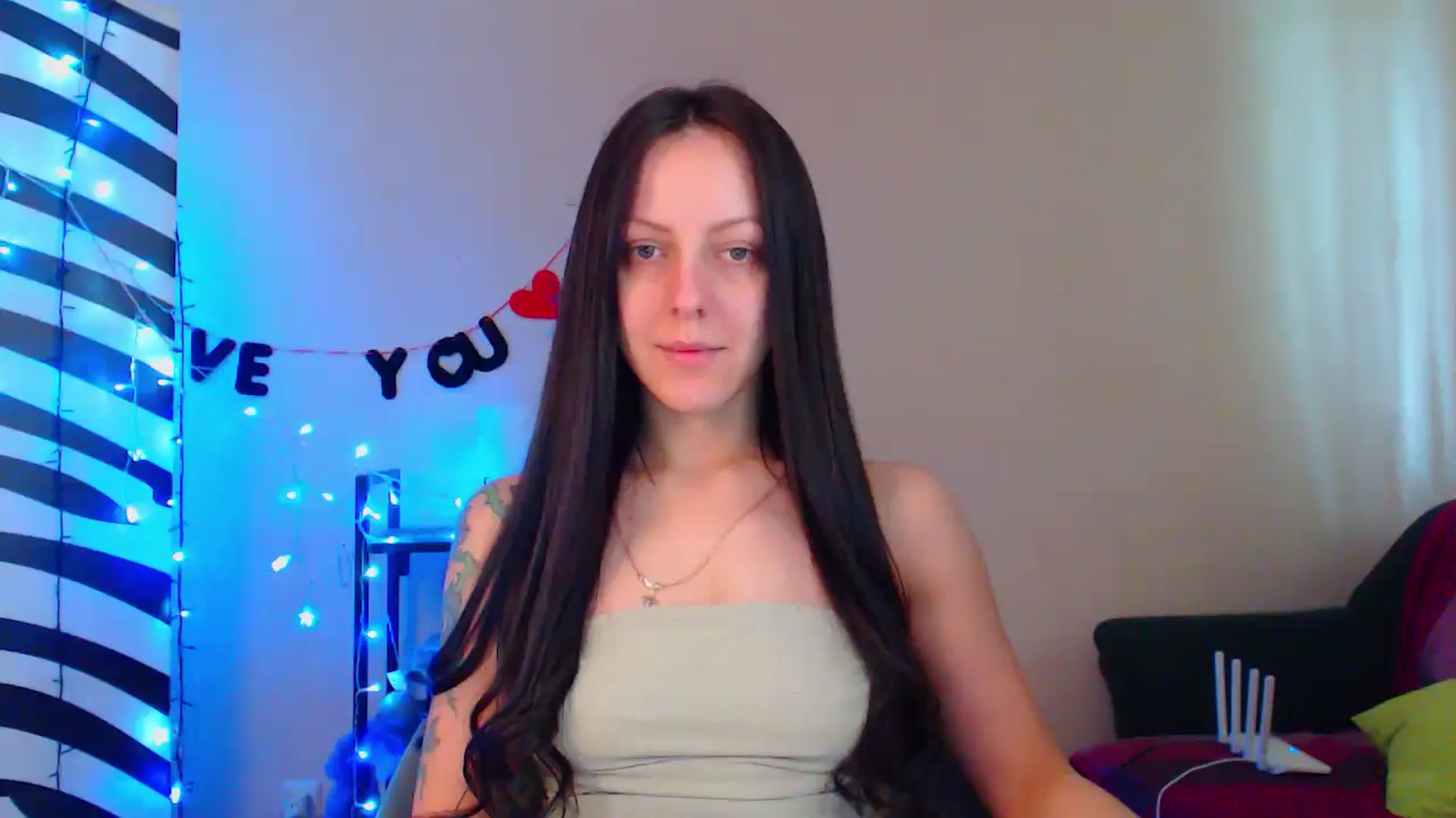 Gallery image thumbnail from MiracleMiss's myfreecams stream on, 05/15/2024, 10:15 image 1 of 20