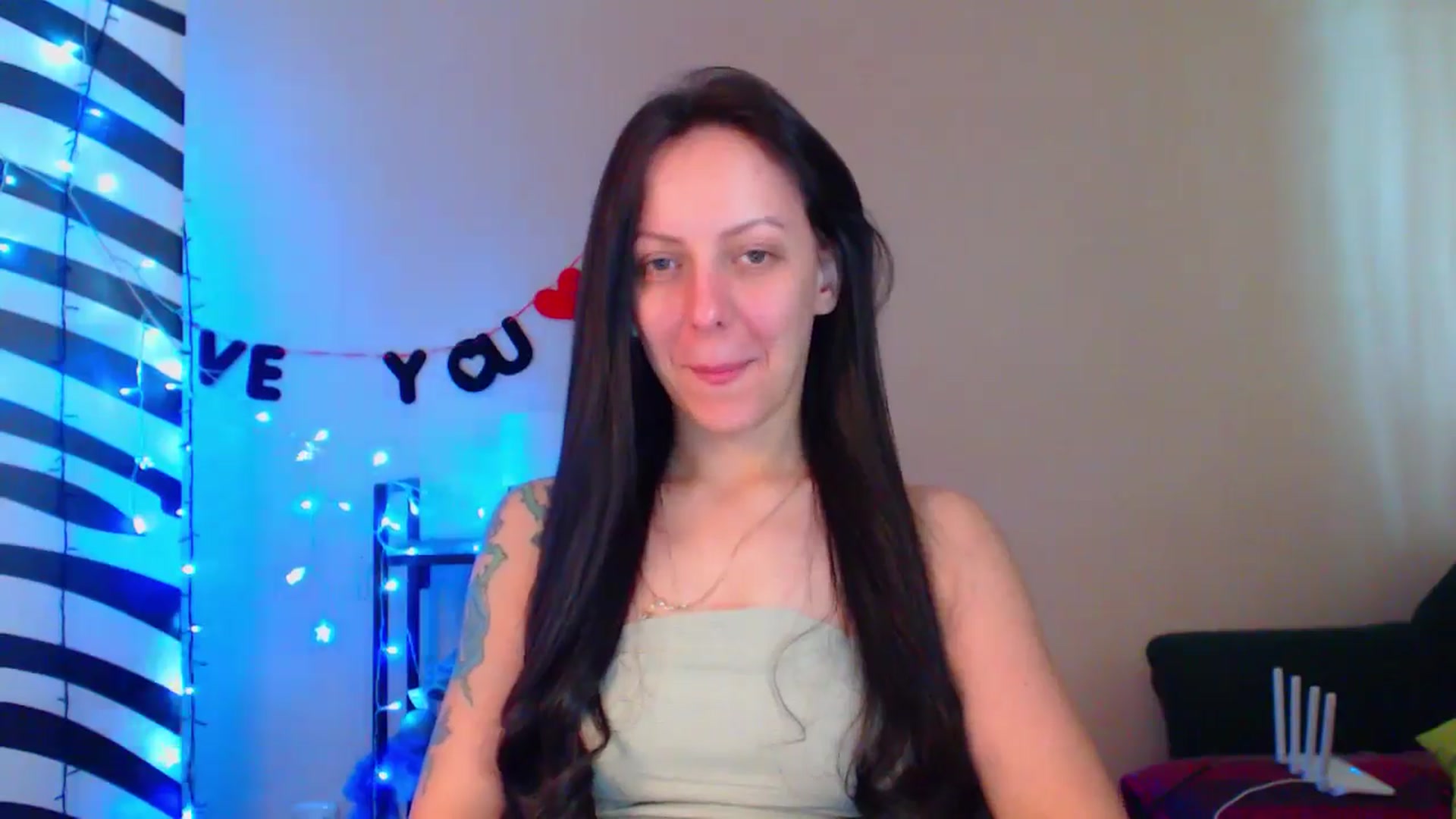 Gallery image thumbnail from MiracleMiss's myfreecams stream on, 05/15/2024, 10:44 image 2 of 20
