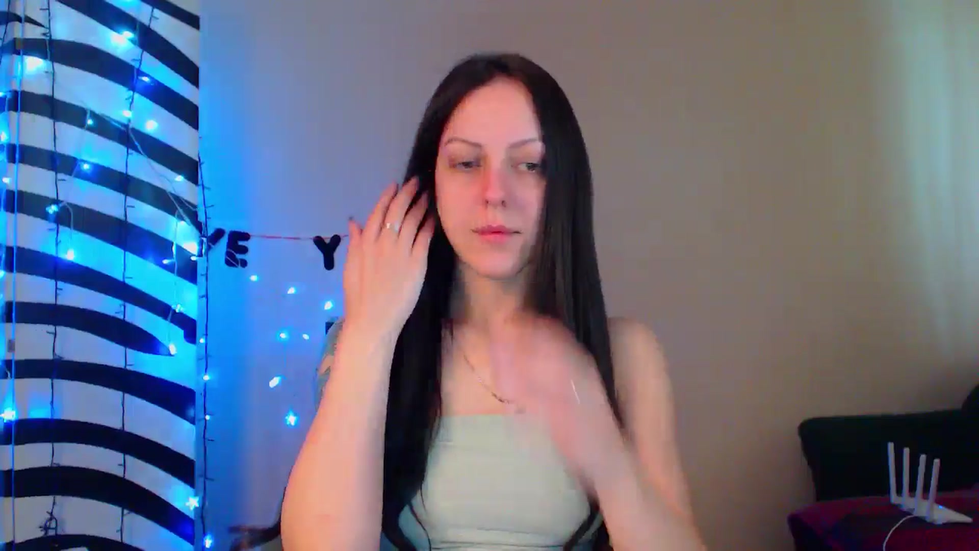 Gallery image thumbnail from MiracleMiss's myfreecams stream on, 05/16/2024, 10:47 image 17 of 20