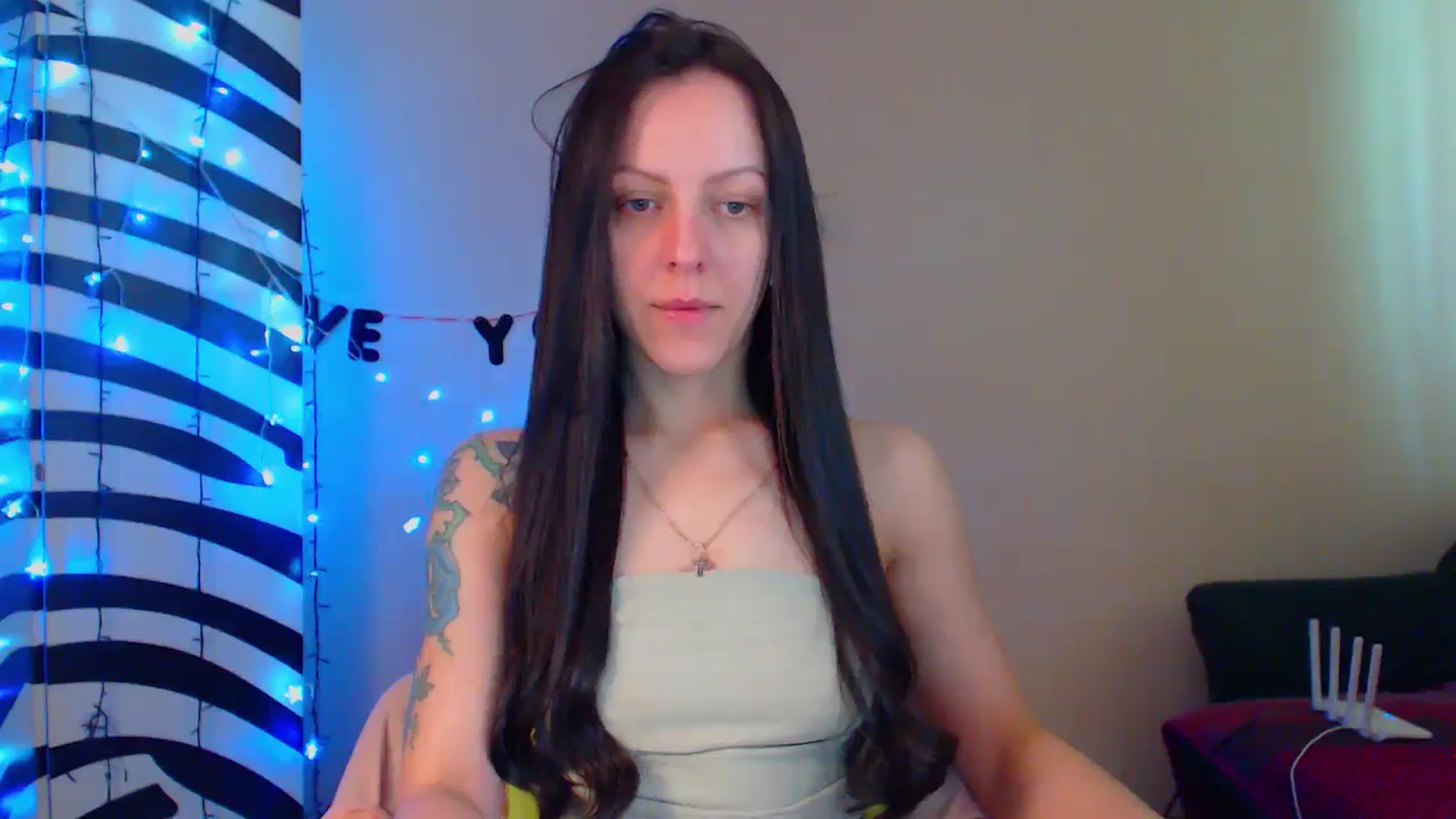 Gallery image thumbnail from MiracleMiss's myfreecams stream on, 05/17/2024, 10:59 image 12 of 20