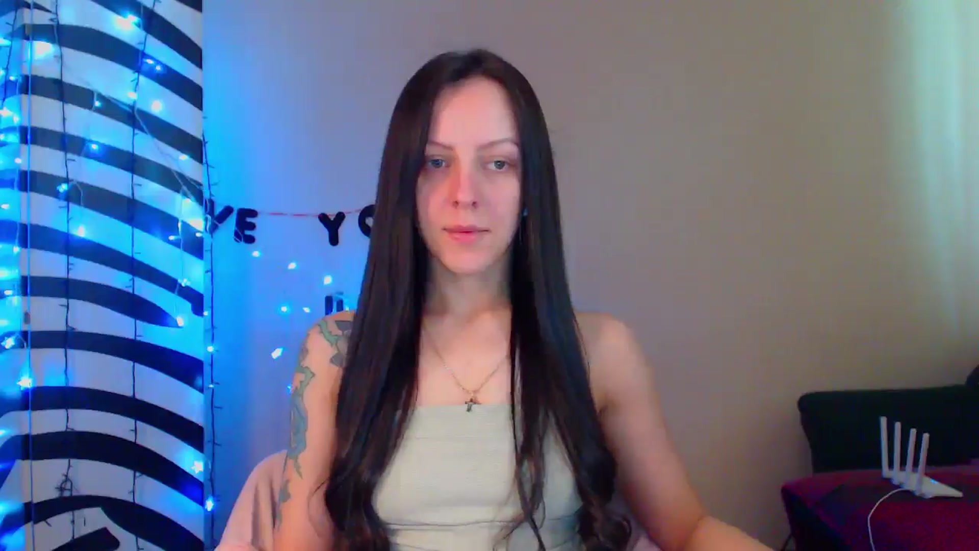 Gallery image thumbnail from MiracleMiss's myfreecams stream on, 05/17/2024, 10:59 image 9 of 20