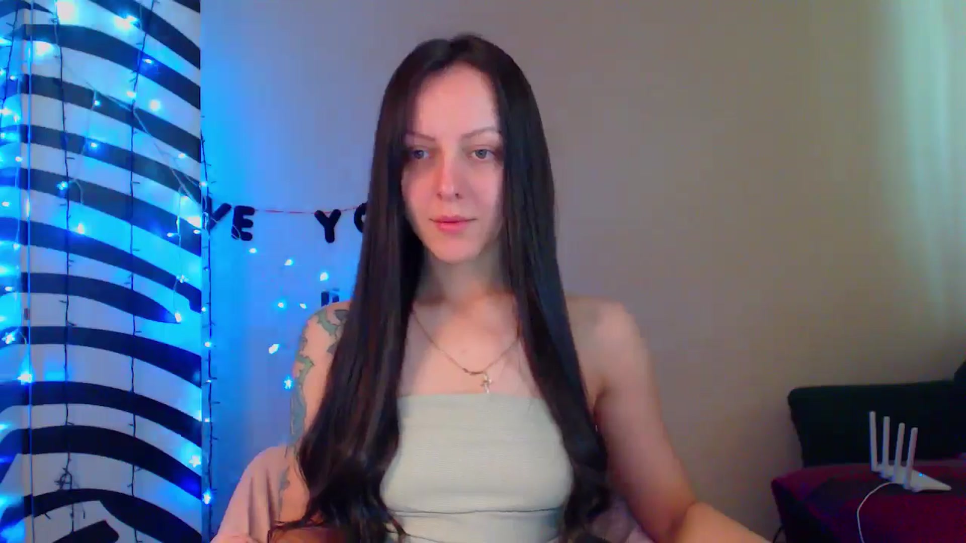 Gallery image thumbnail from MiracleMiss's myfreecams stream on, 05/17/2024, 10:59 image 2 of 20