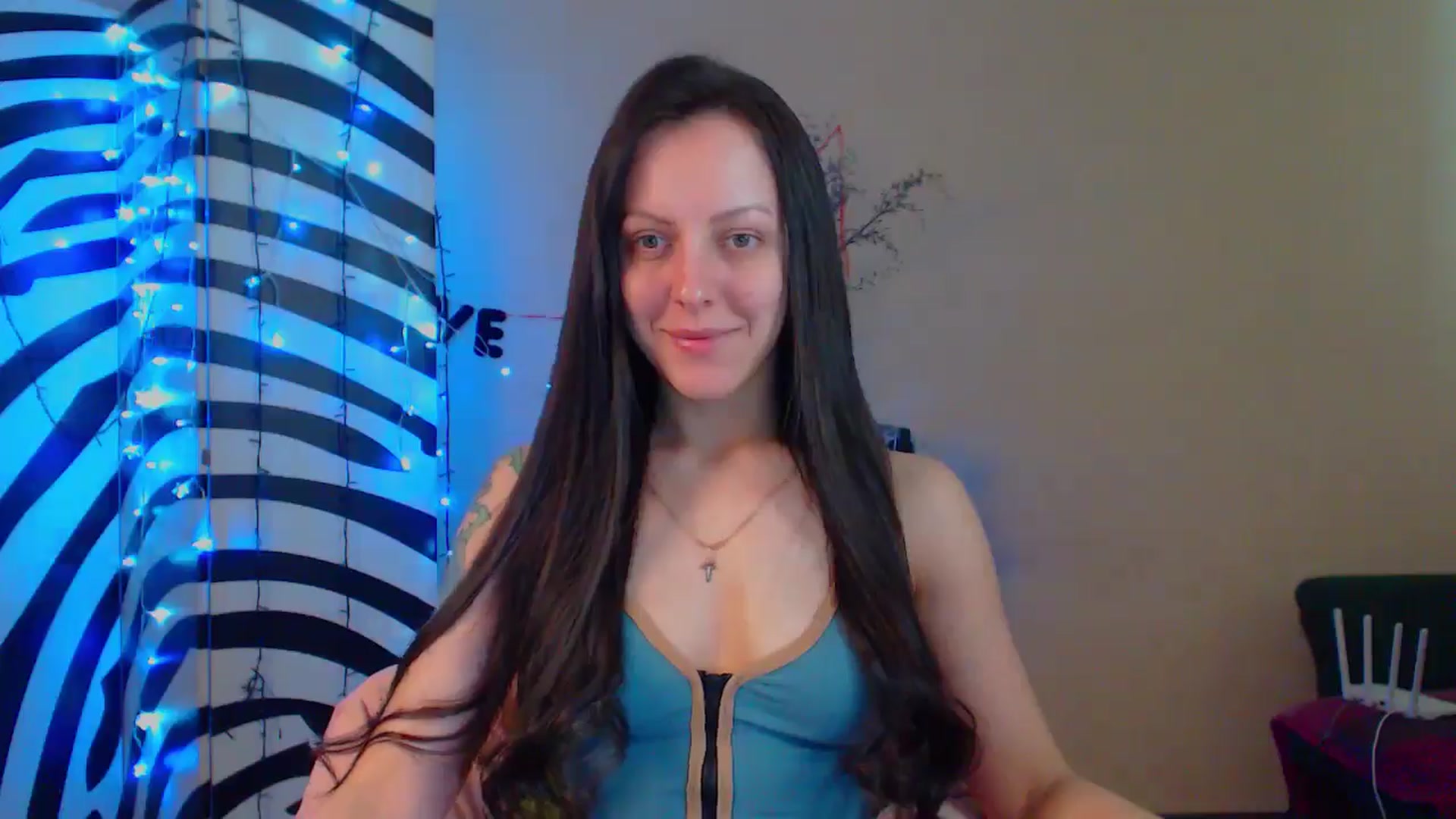 Gallery image thumbnail from MiracleMiss's myfreecams stream on, 05/20/2024, 11:23 image 10 of 20