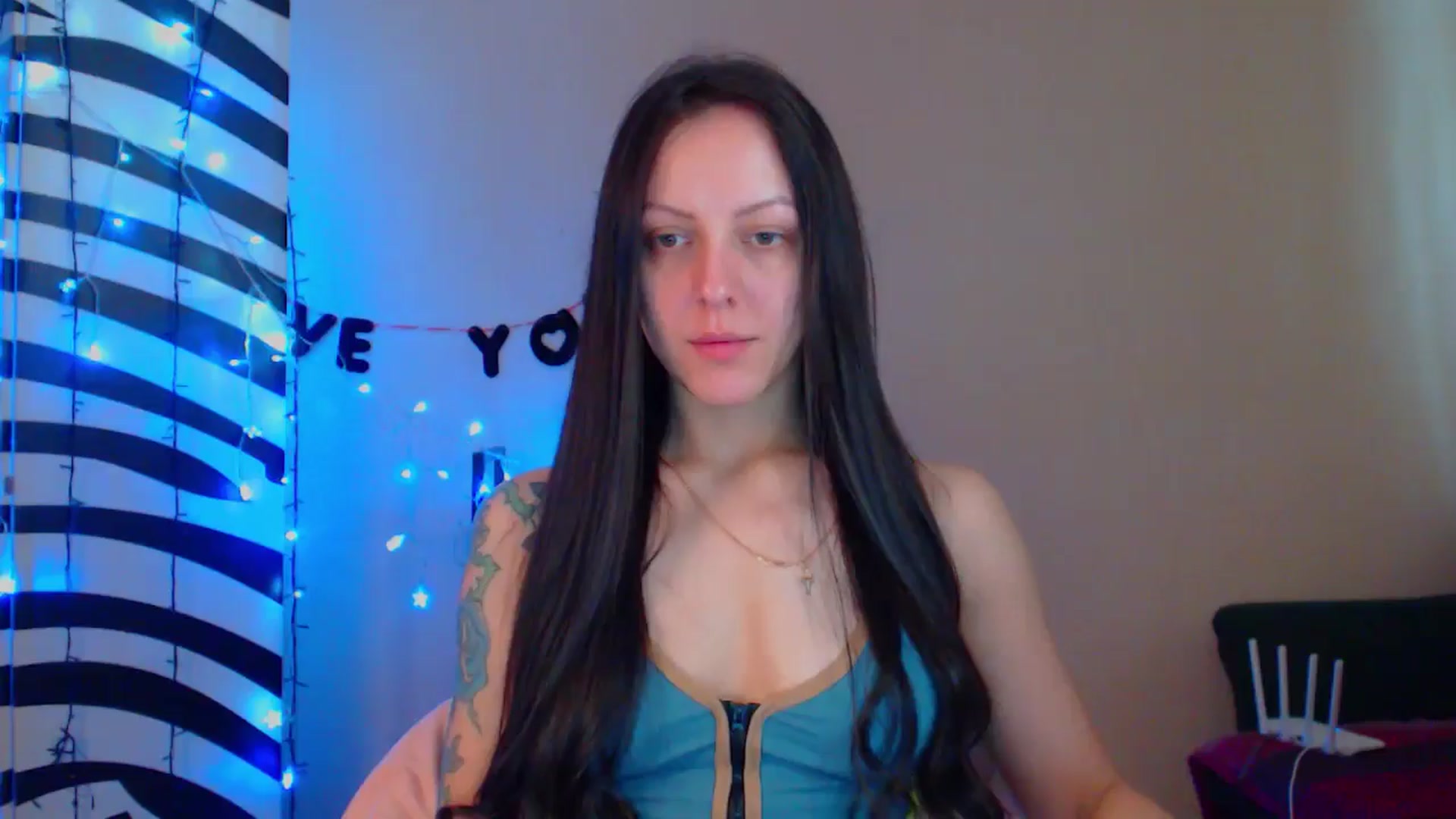 Gallery image thumbnail from MiracleMiss's myfreecams stream on, 05/21/2024, 11:01 image 7 of 20