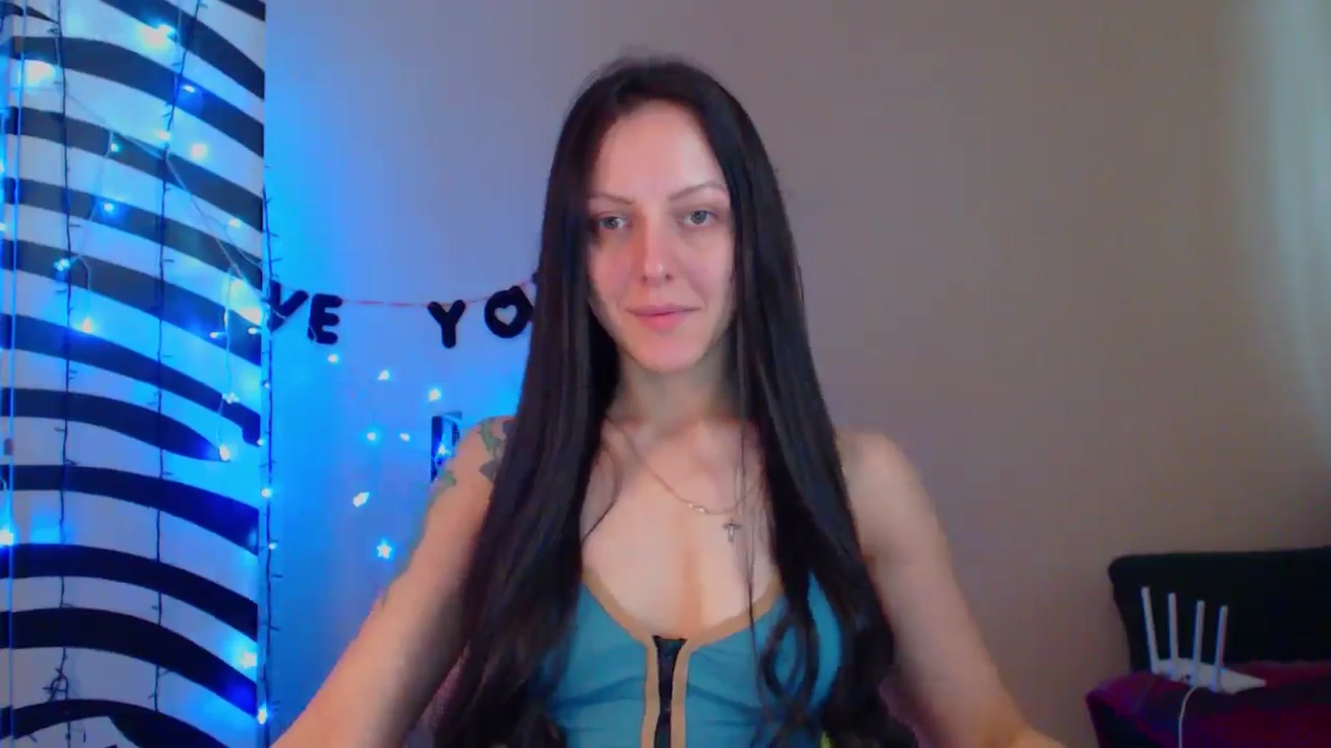 Gallery image thumbnail from MiracleMiss's myfreecams stream on, 05/21/2024, 11:01 image 10 of 20
