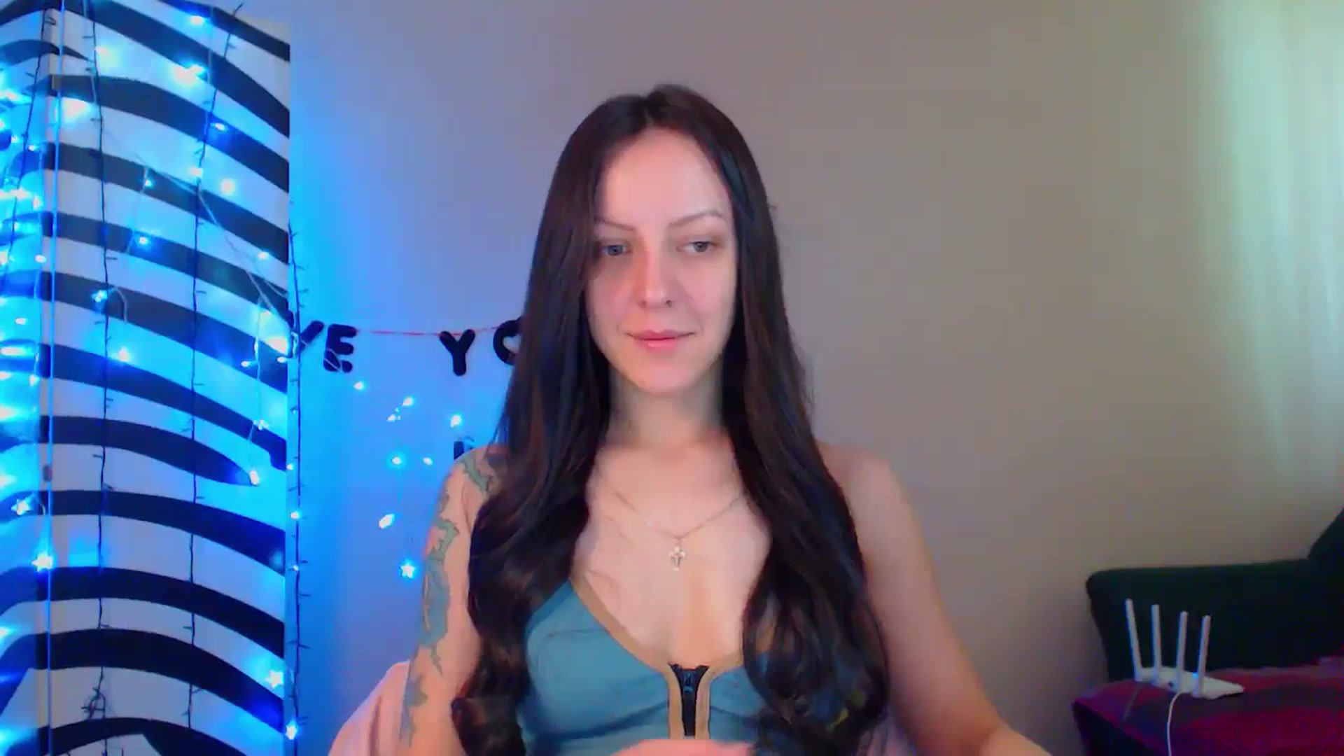 Gallery image thumbnail from MiracleMiss's myfreecams stream on, 05/22/2024, 11:07 image 6 of 20