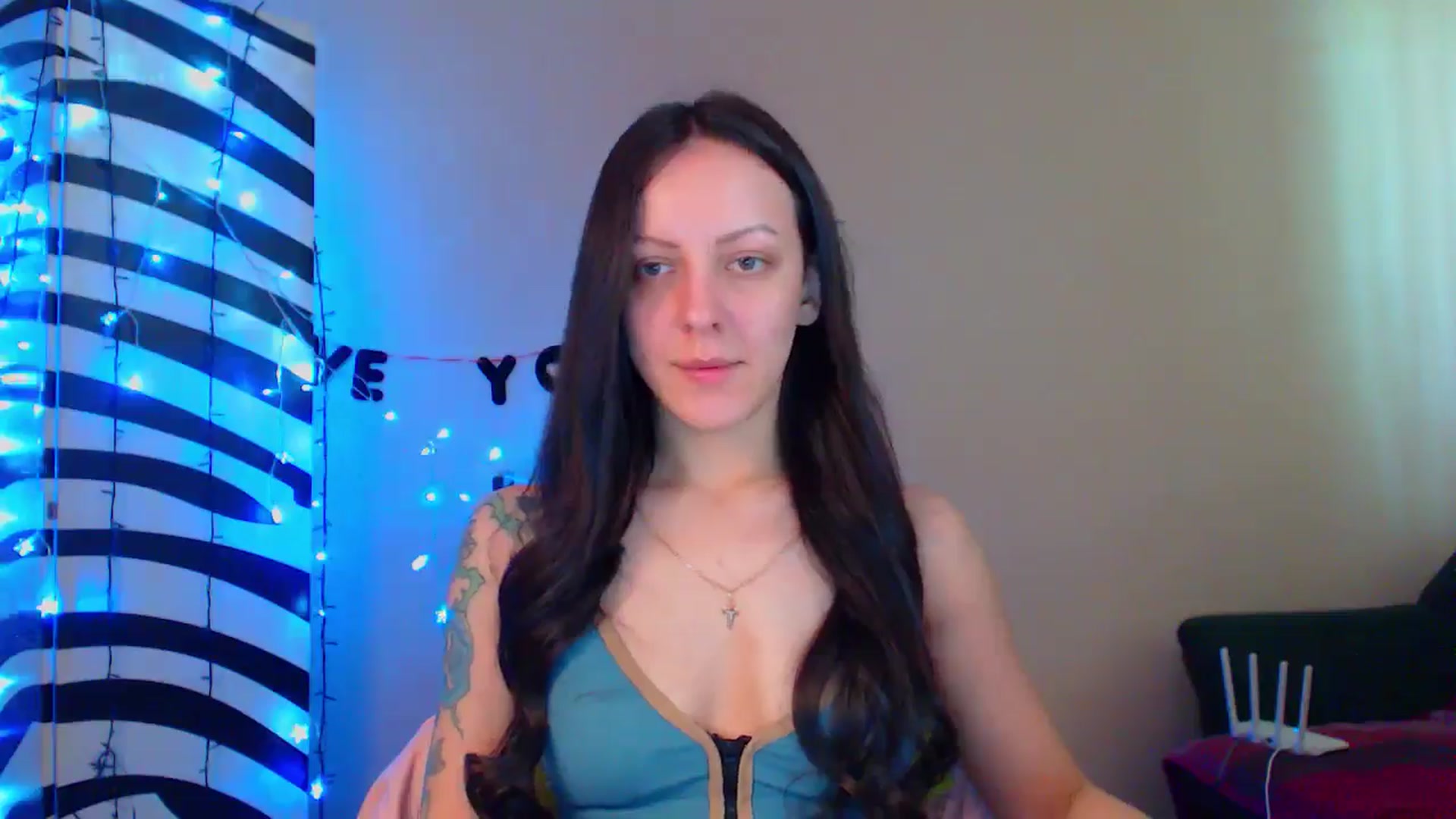 Gallery image thumbnail from MiracleMiss's myfreecams stream on, 05/22/2024, 11:07 image 10 of 20