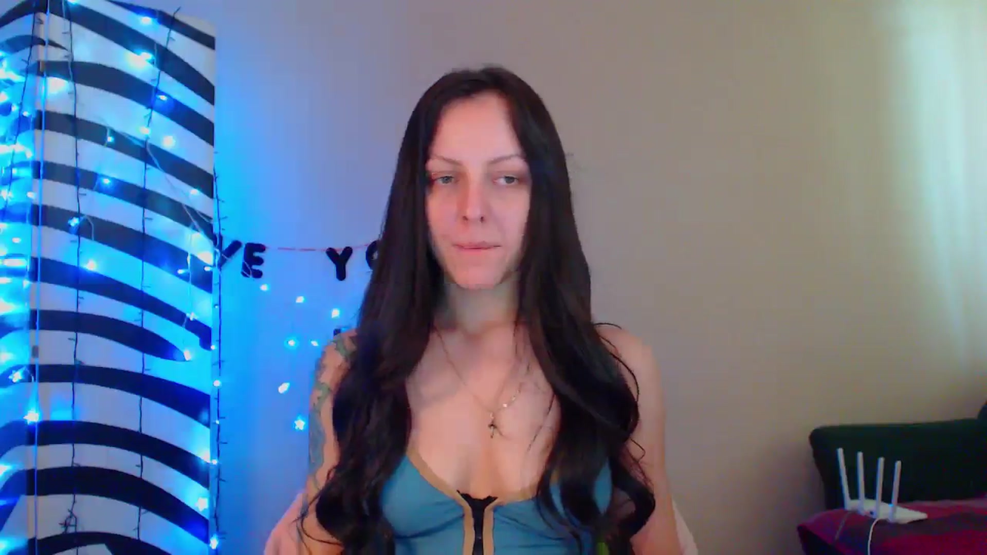 Gallery image thumbnail from MiracleMiss's myfreecams stream on, 05/22/2024, 13:45 image 5 of 20