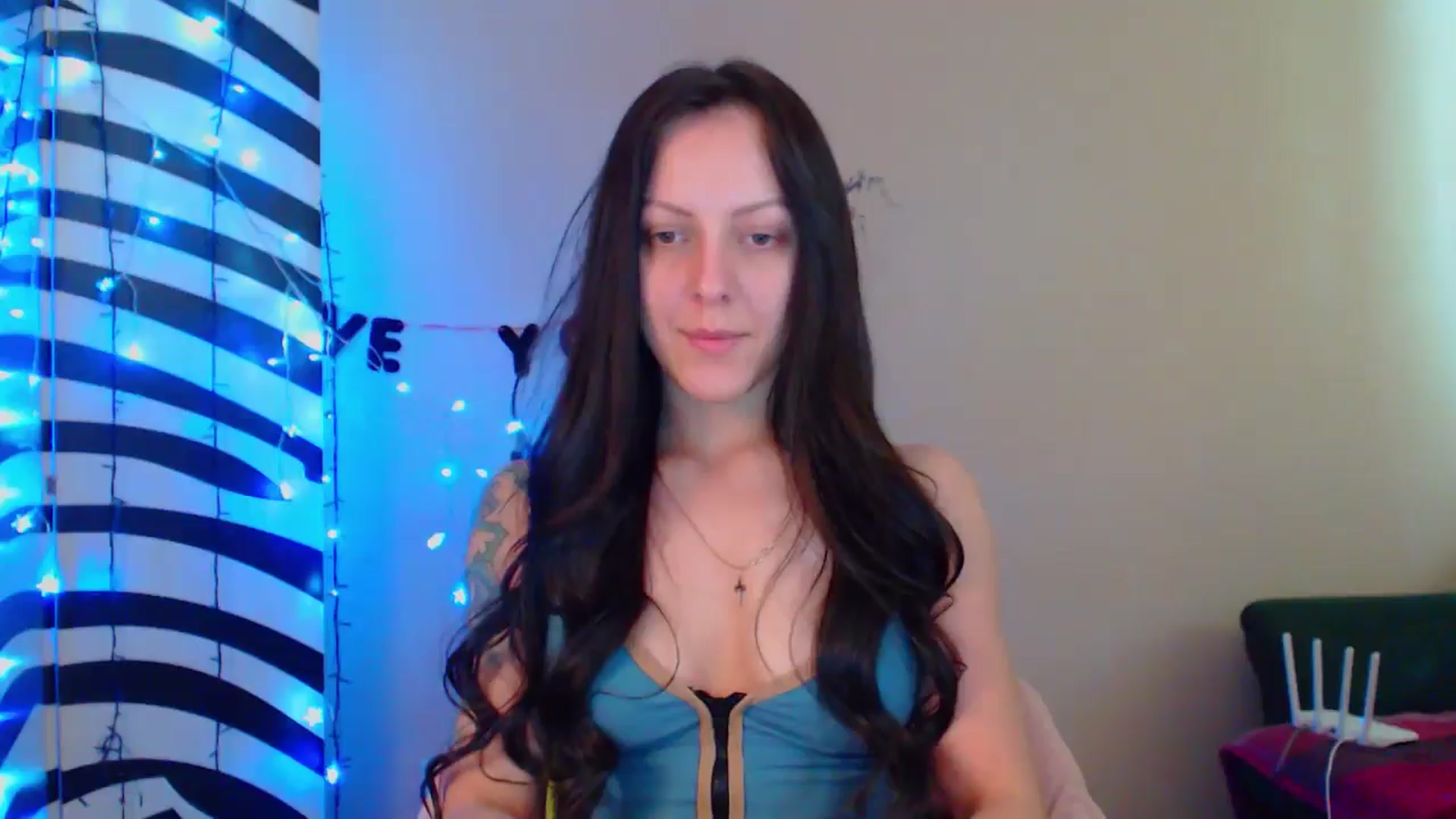 Gallery image thumbnail from MiracleMiss's myfreecams stream on, 05/22/2024, 13:45 image 13 of 20