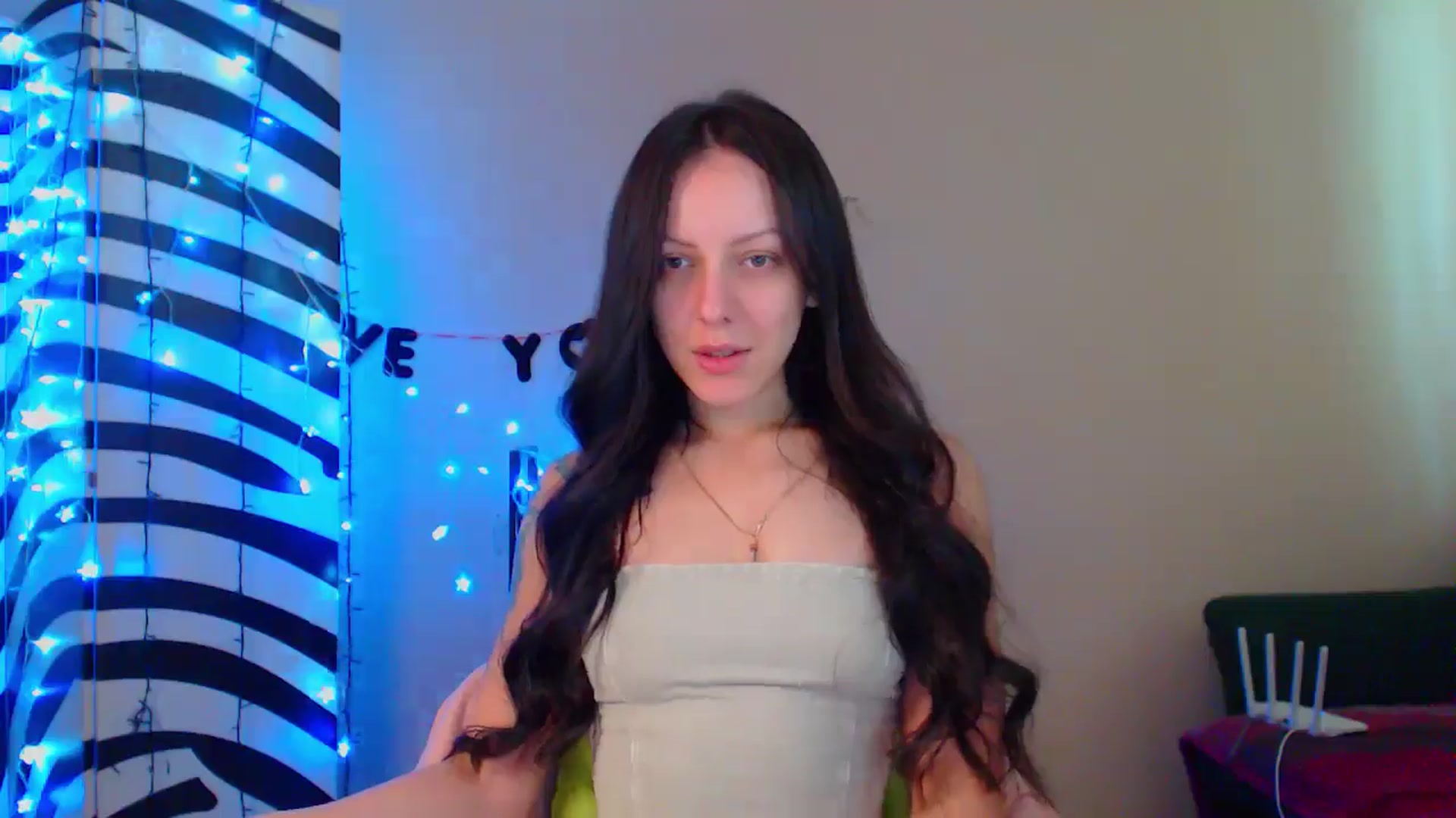 Gallery image thumbnail from MiracleMiss's myfreecams stream on, 05/23/2024, 11:00 image 11 of 20