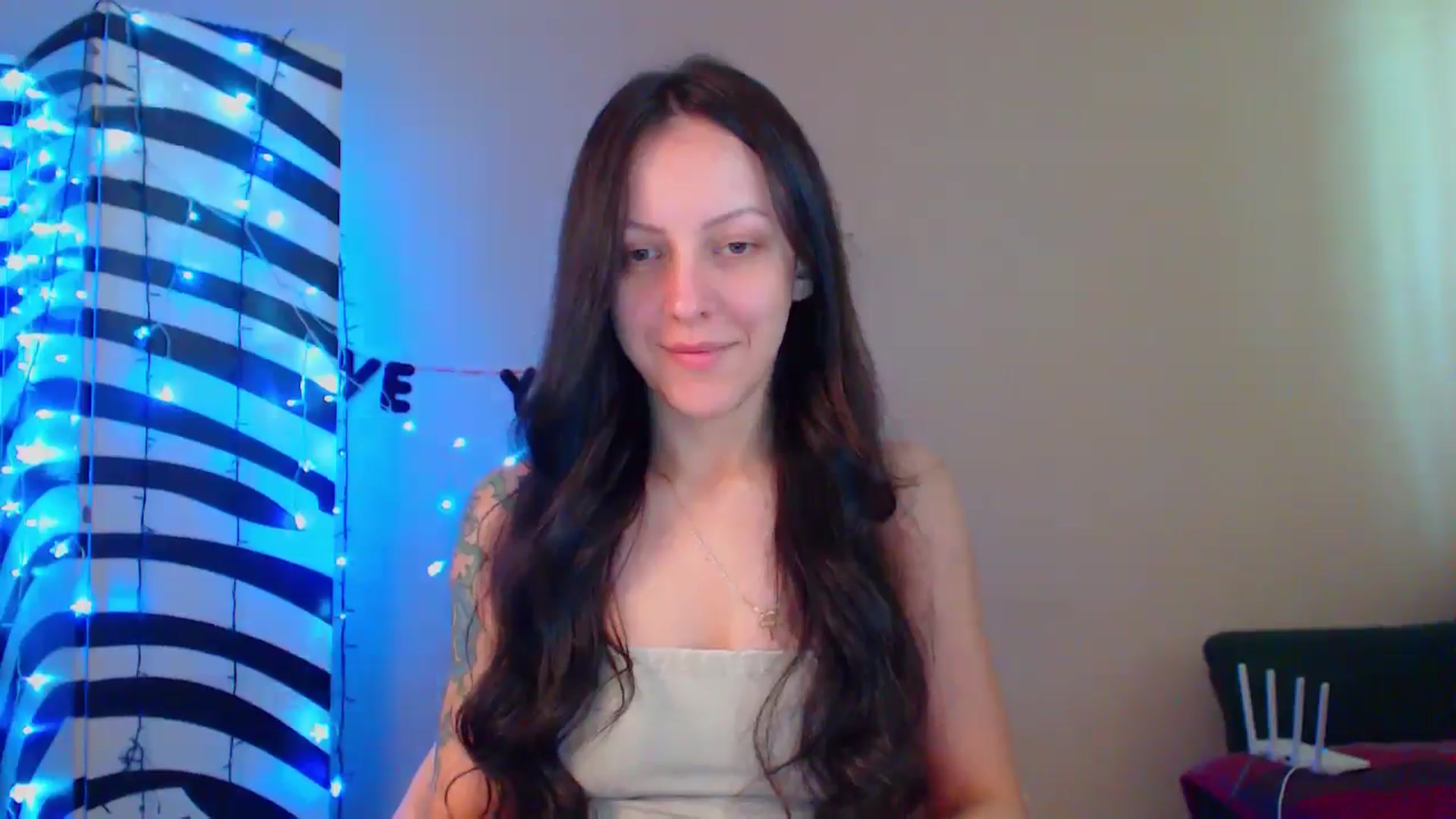 Gallery image thumbnail from MiracleMiss's myfreecams stream on, 05/23/2024, 11:00 image 10 of 20