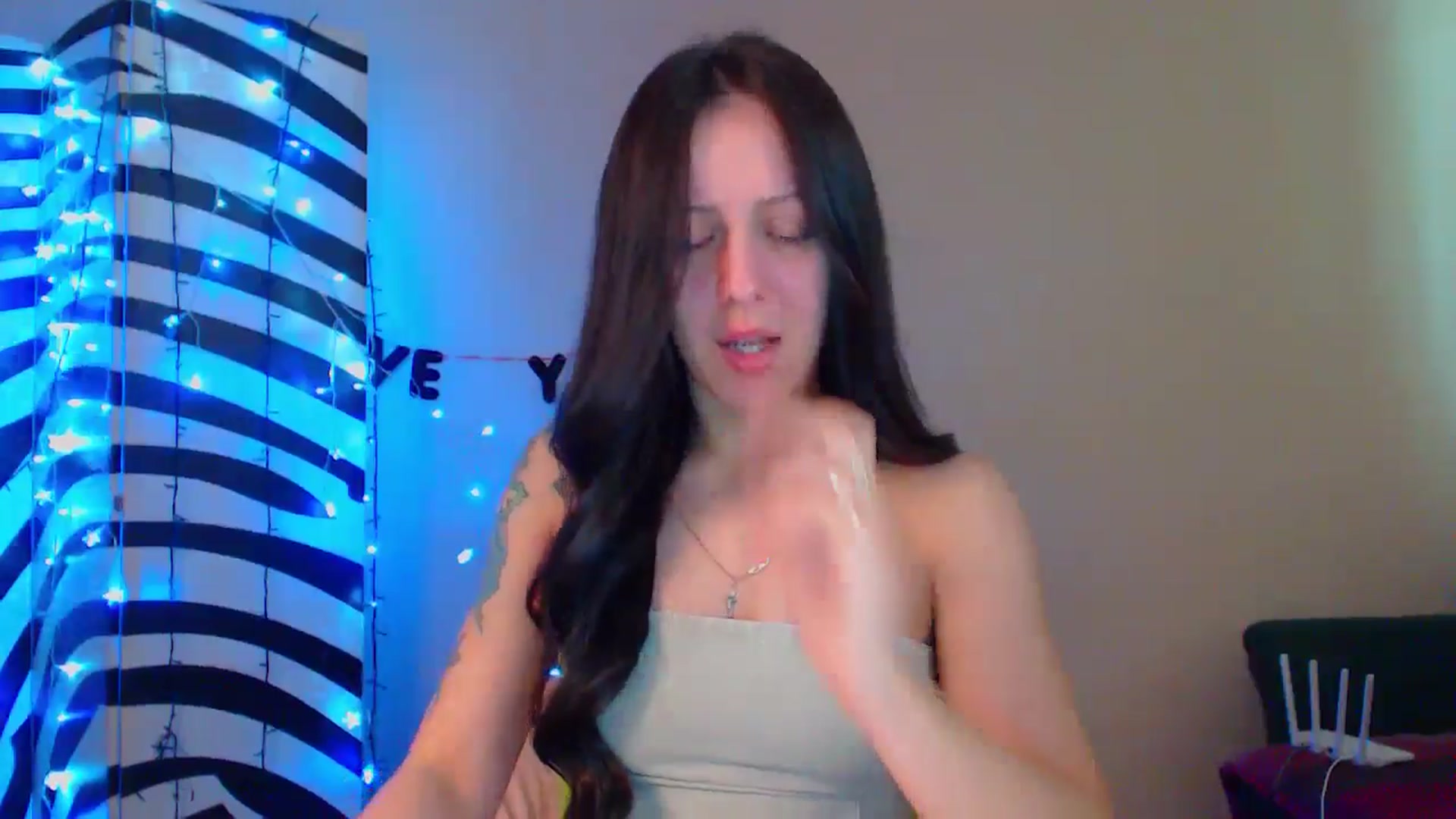 Gallery image thumbnail from MiracleMiss's myfreecams stream on, 05/23/2024, 11:00 image 3 of 20