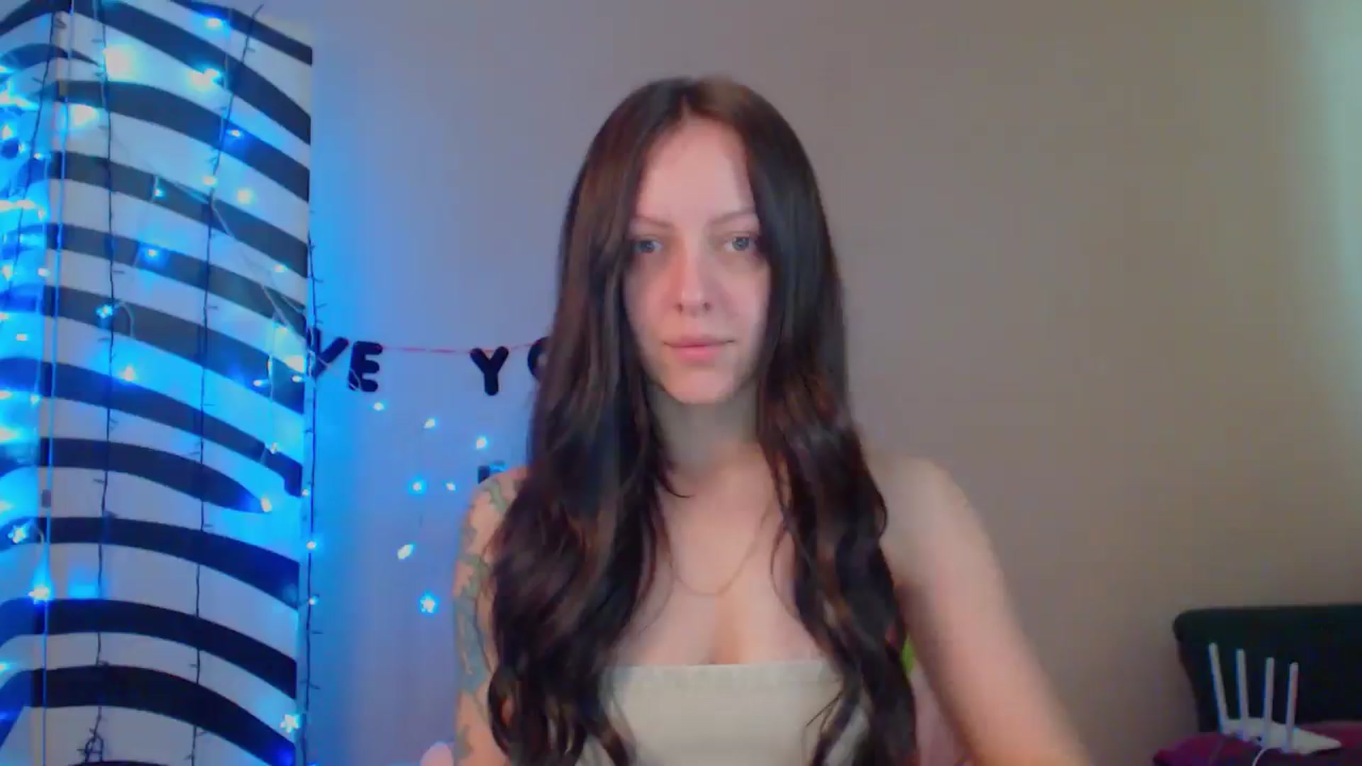 Gallery image thumbnail from MiracleMiss's myfreecams stream on, 05/24/2024, 10:48 image 7 of 20
