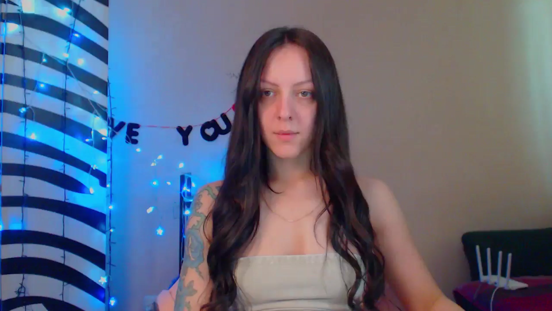 Gallery image thumbnail from MiracleMiss's myfreecams stream on, 05/24/2024, 10:48 image 9 of 20