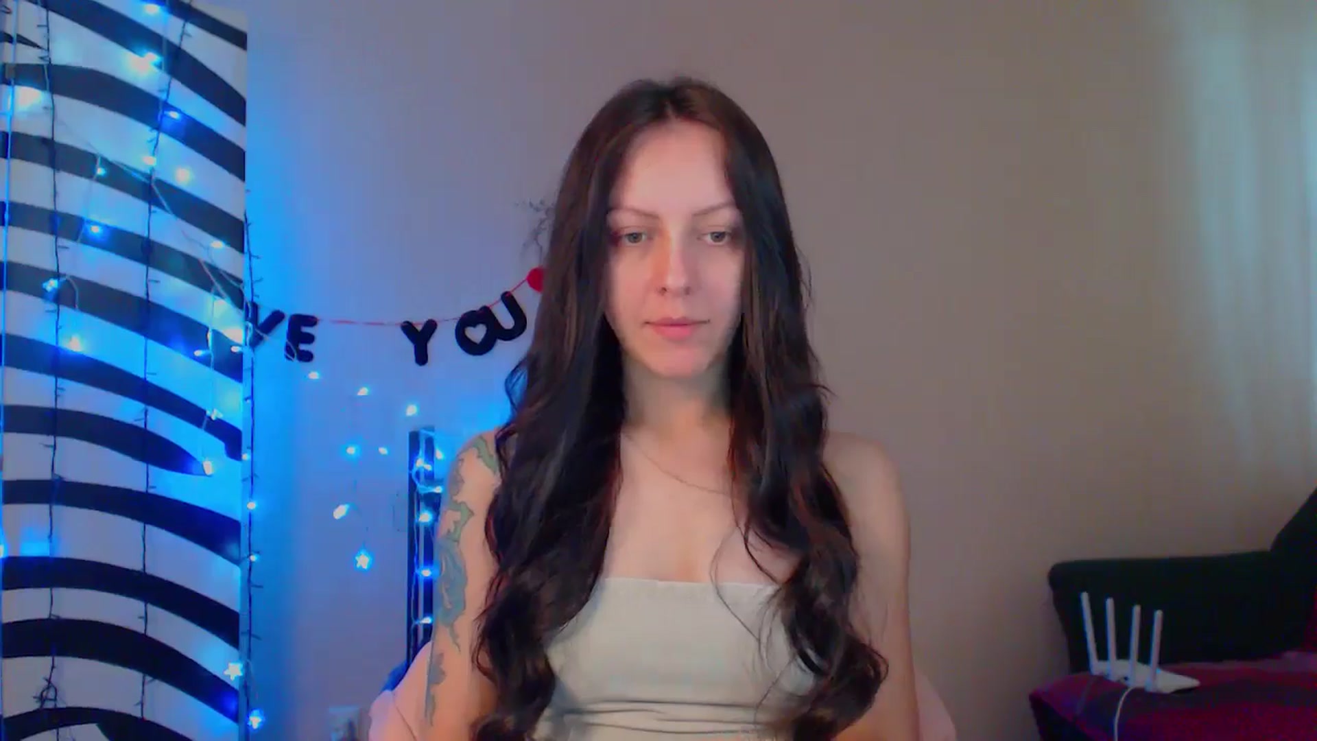 Gallery image thumbnail from MiracleMiss's myfreecams stream on, 05/24/2024, 10:48 image 16 of 20