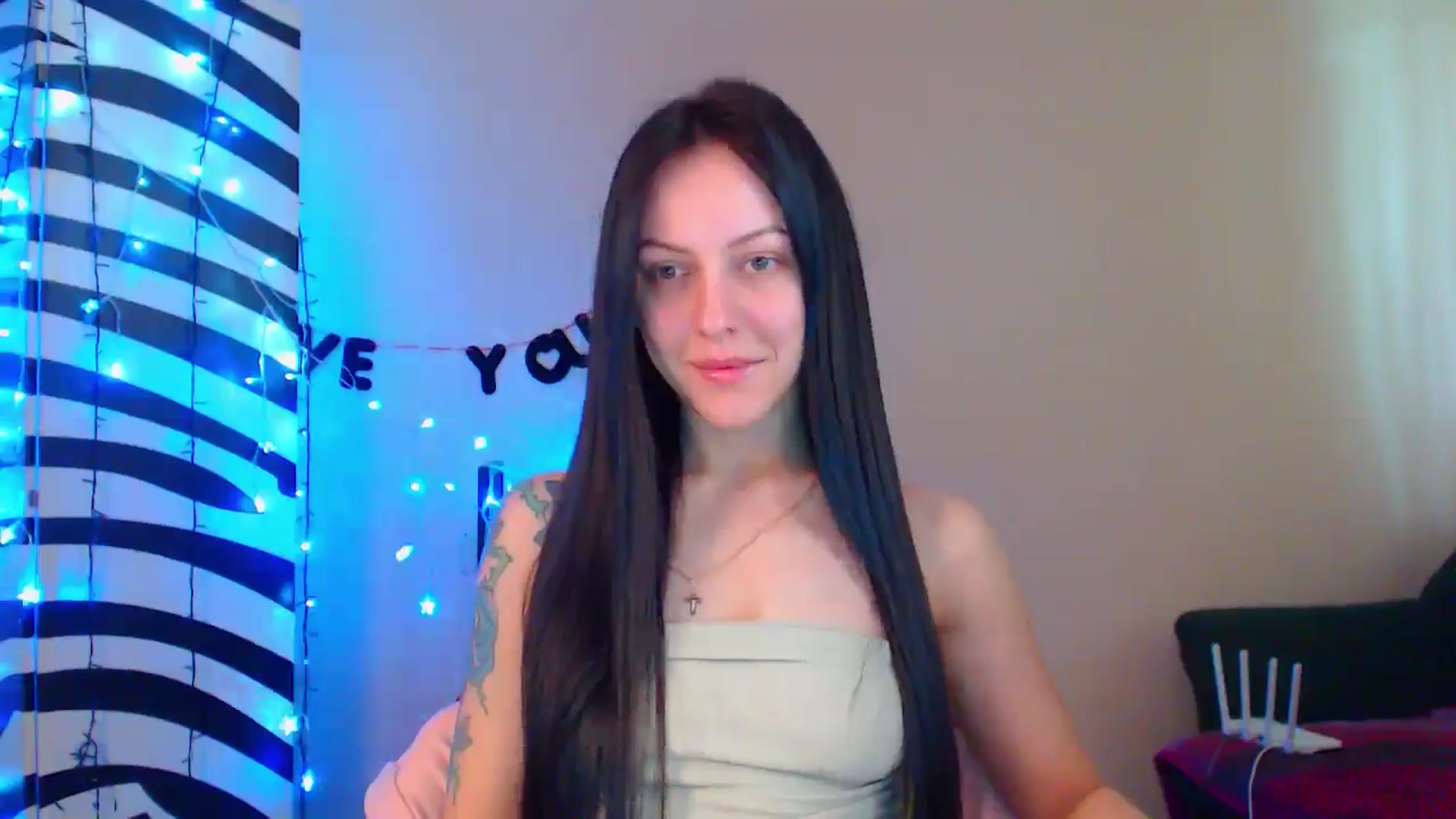 Gallery image thumbnail from MiracleMiss's myfreecams stream on, 05/27/2024, 10:49 image 11 of 20