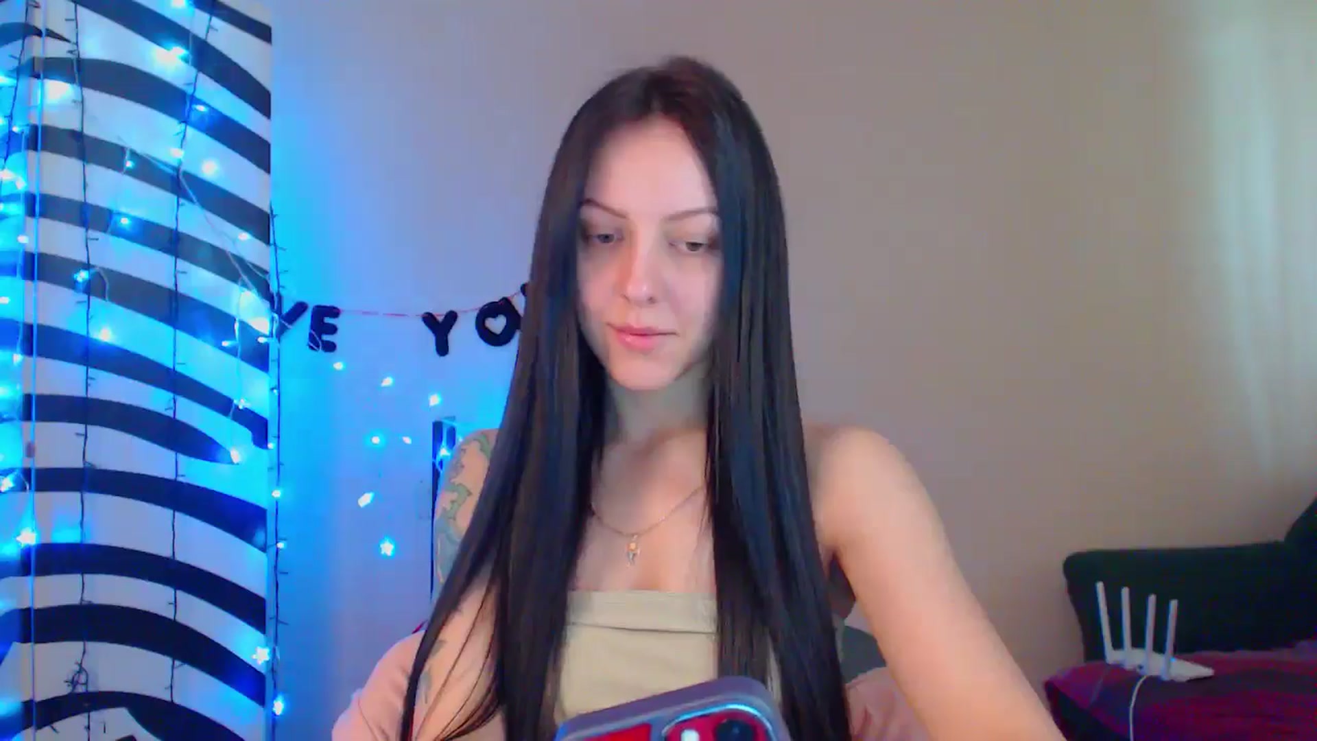 Gallery image thumbnail from MiracleMiss's myfreecams stream on, 05/27/2024, 10:49 image 16 of 20