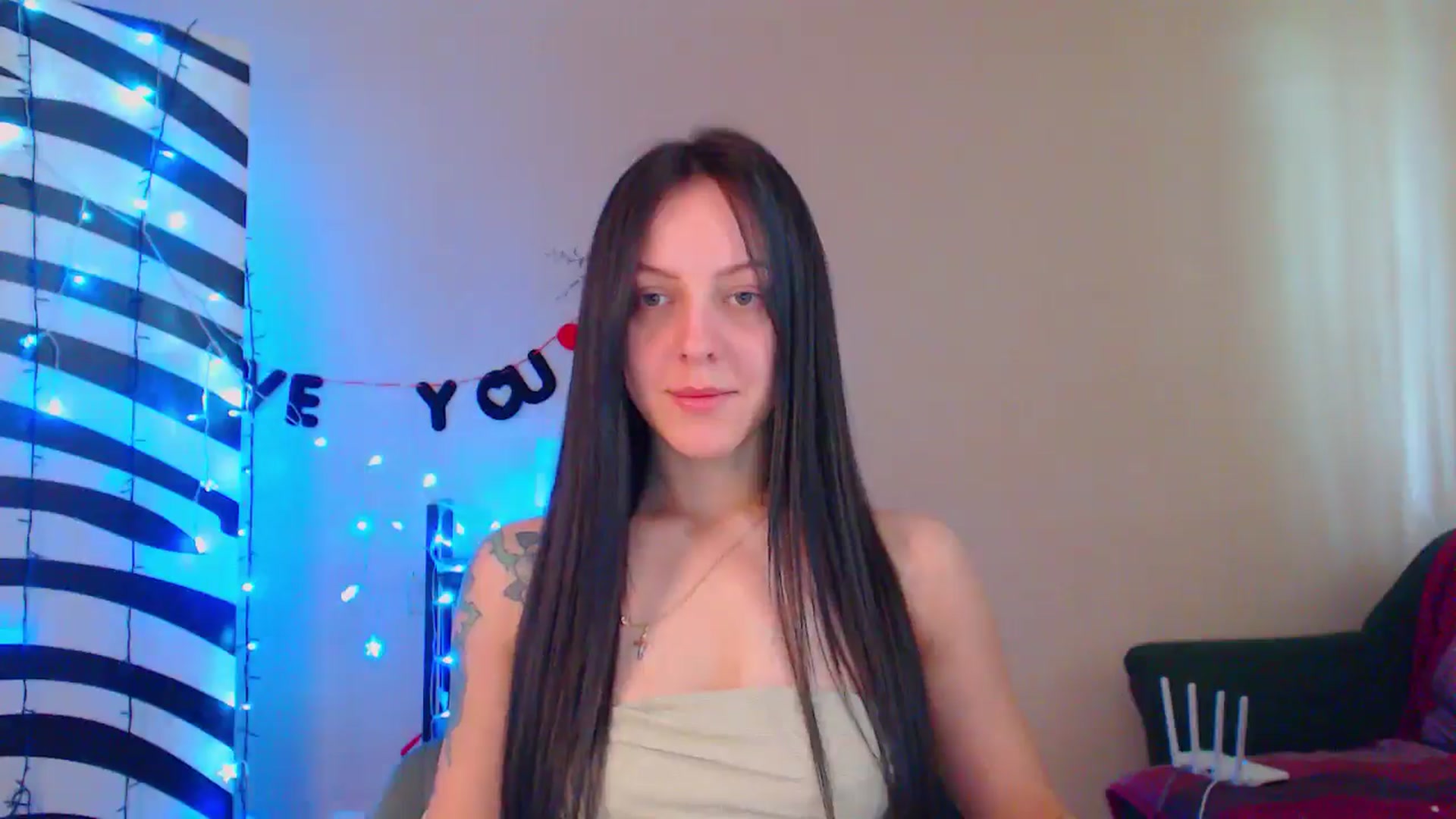 Gallery image thumbnail from MiracleMiss's myfreecams stream on, 05/27/2024, 11:33 image 9 of 20