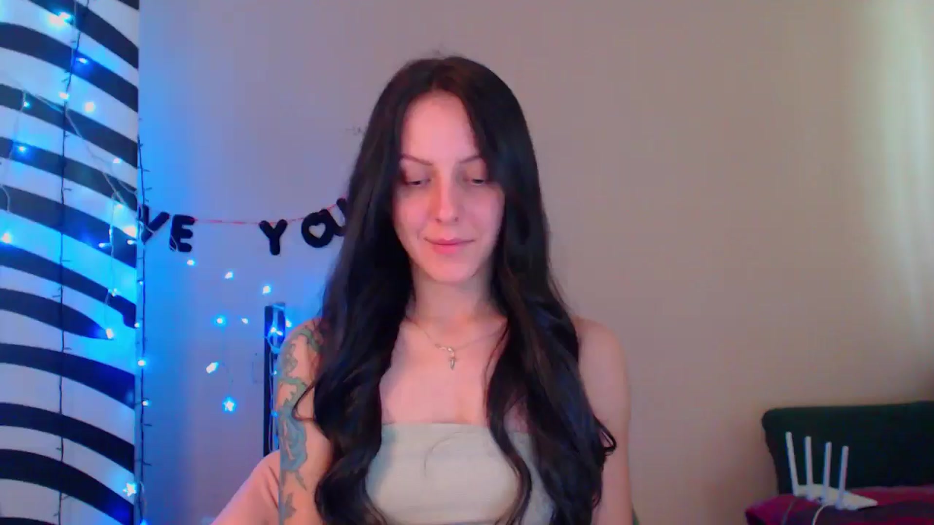 Gallery image thumbnail from MiracleMiss's myfreecams stream on, 05/28/2024, 13:56 image 1 of 20