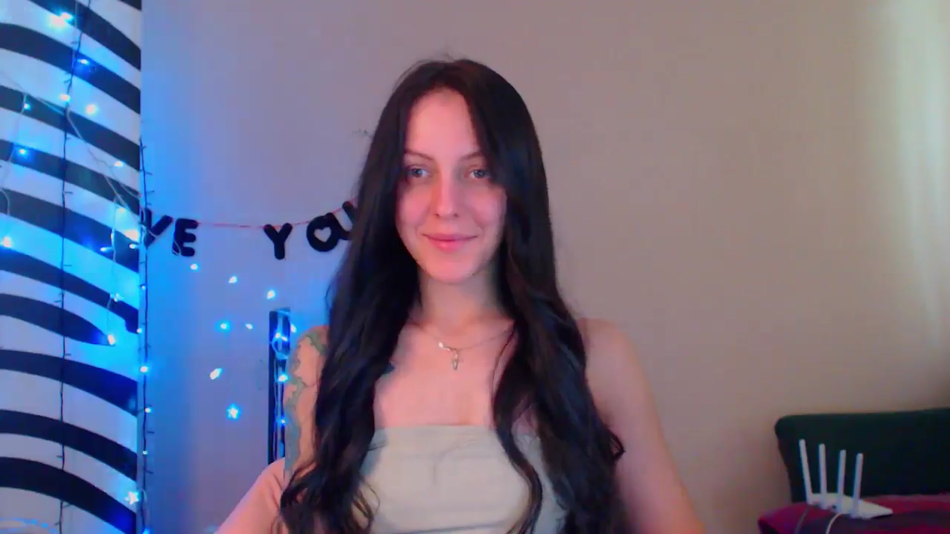 Gallery image thumbnail from MiracleMiss's myfreecams stream on, 05/28/2024, 13:56 image 3 of 20