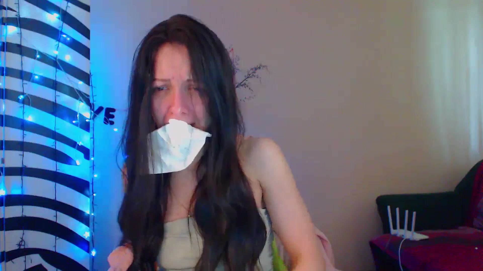 Gallery image thumbnail from MiracleMiss's myfreecams stream on, 05/29/2024, 09:39 image 12 of 20
