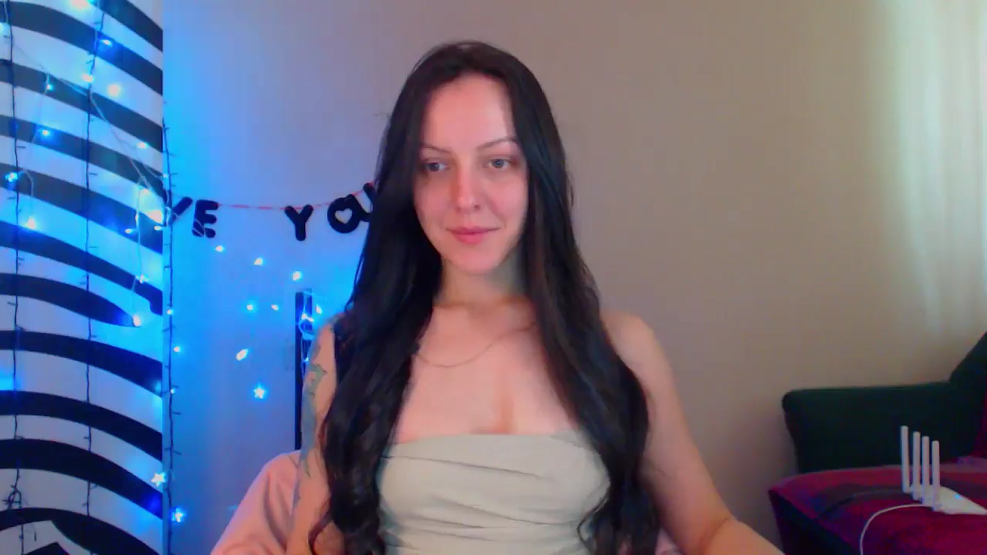 Gallery image thumbnail from MiracleMiss's myfreecams stream on, 06/04/2024, 12:00 image 9 of 20