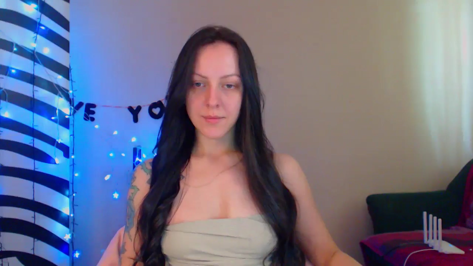 Gallery image thumbnail from MiracleMiss's myfreecams stream on, 06/04/2024, 12:00 image 8 of 20