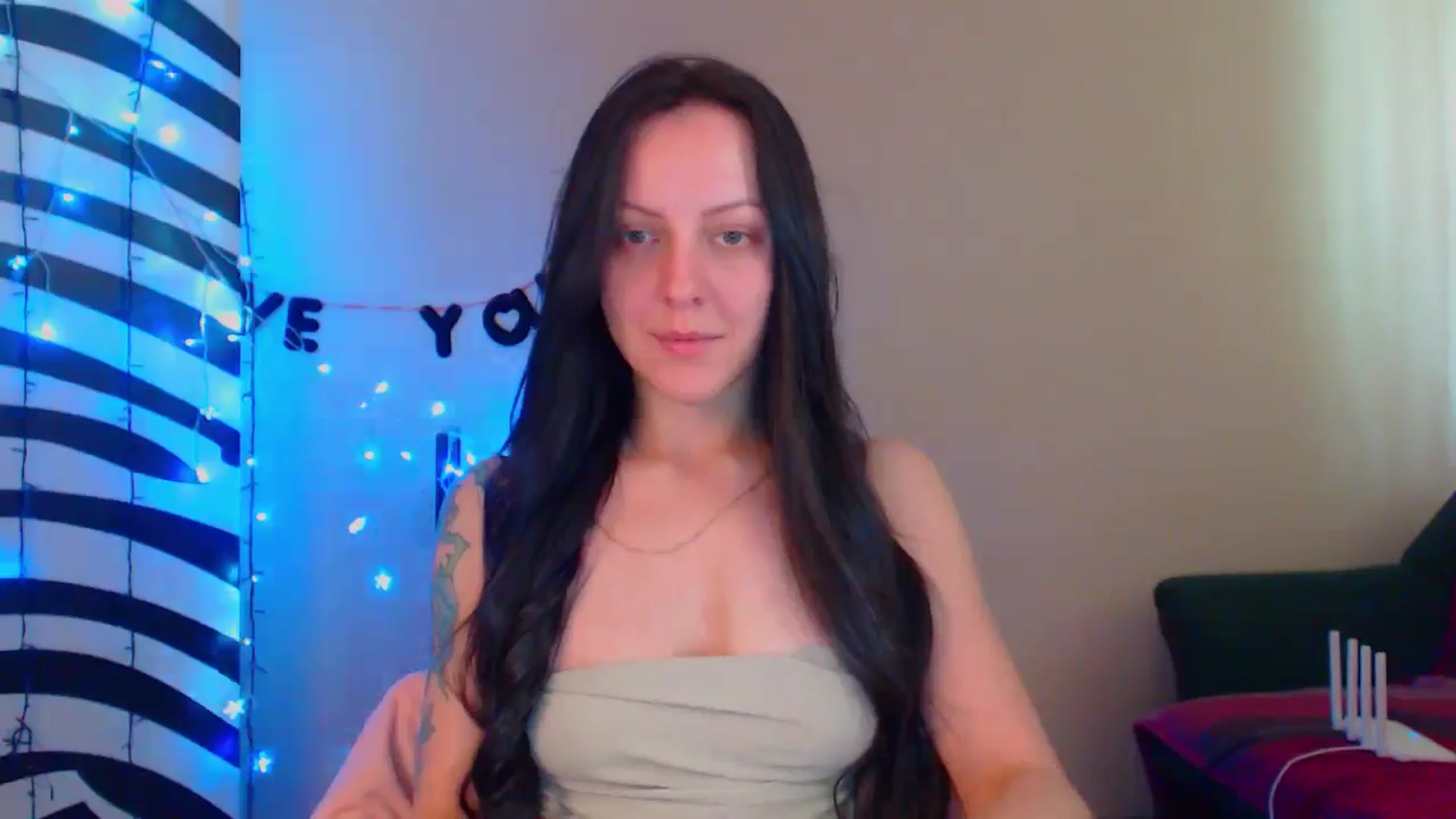Gallery image thumbnail from MiracleMiss's myfreecams stream on, 06/04/2024, 12:00 image 13 of 20
