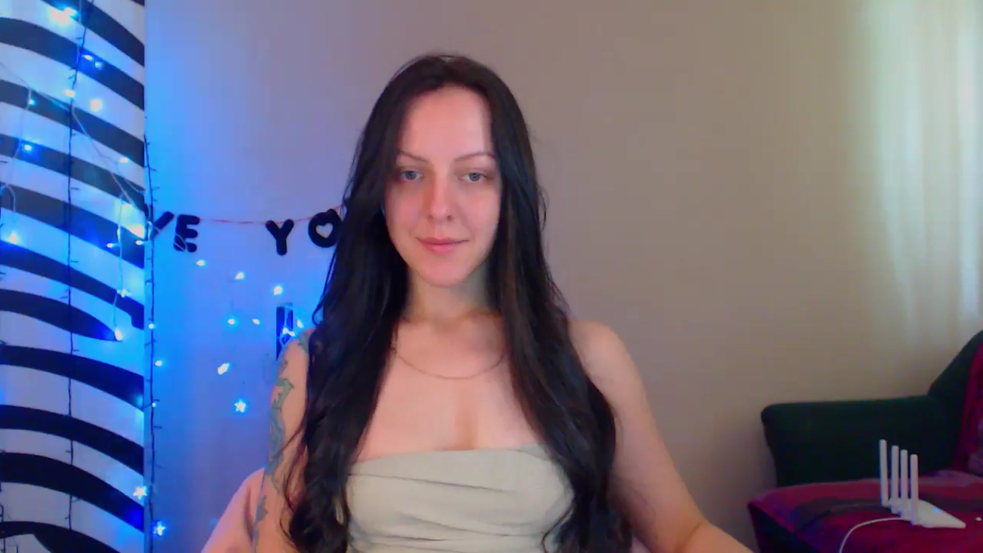 Gallery image thumbnail from MiracleMiss's myfreecams stream on, 06/04/2024, 12:00 image 7 of 20