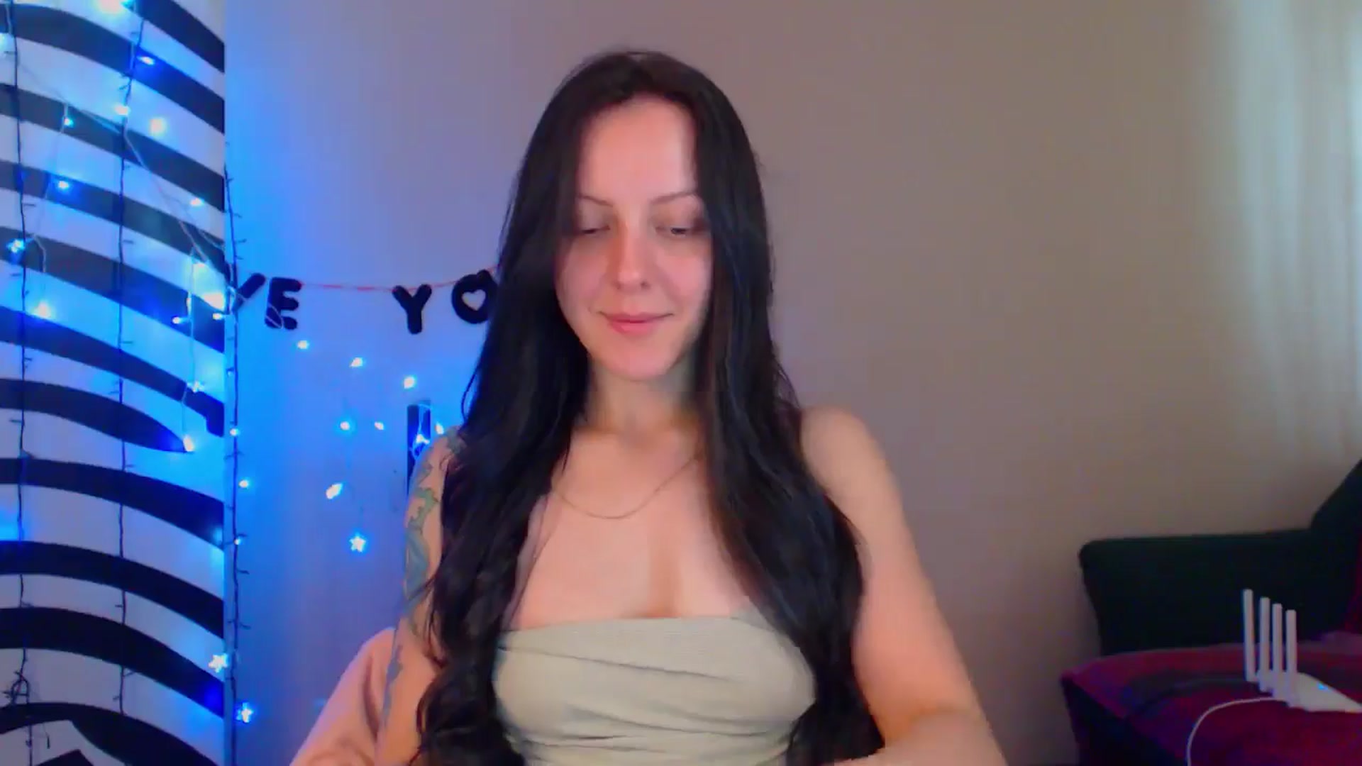Gallery image thumbnail from MiracleMiss's myfreecams stream on, 06/04/2024, 12:00 image 16 of 20