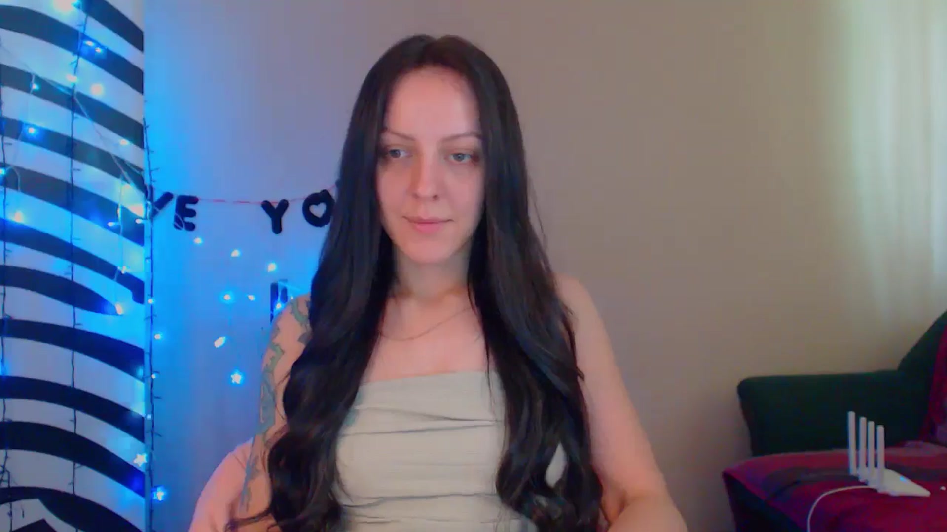 Gallery image thumbnail from MiracleMiss's myfreecams stream on, 06/04/2024, 12:34 image 17 of 20
