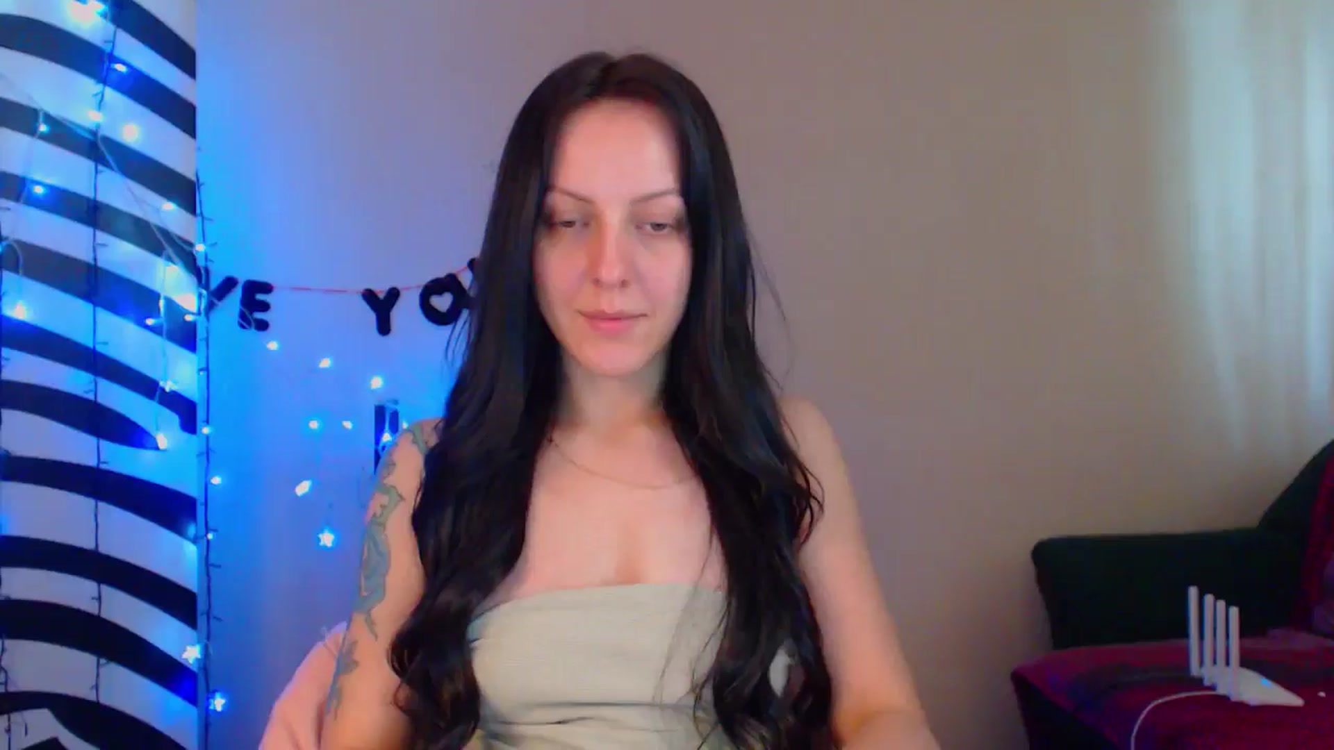 Gallery image thumbnail from MiracleMiss's myfreecams stream on, 06/04/2024, 12:34 image 1 of 20