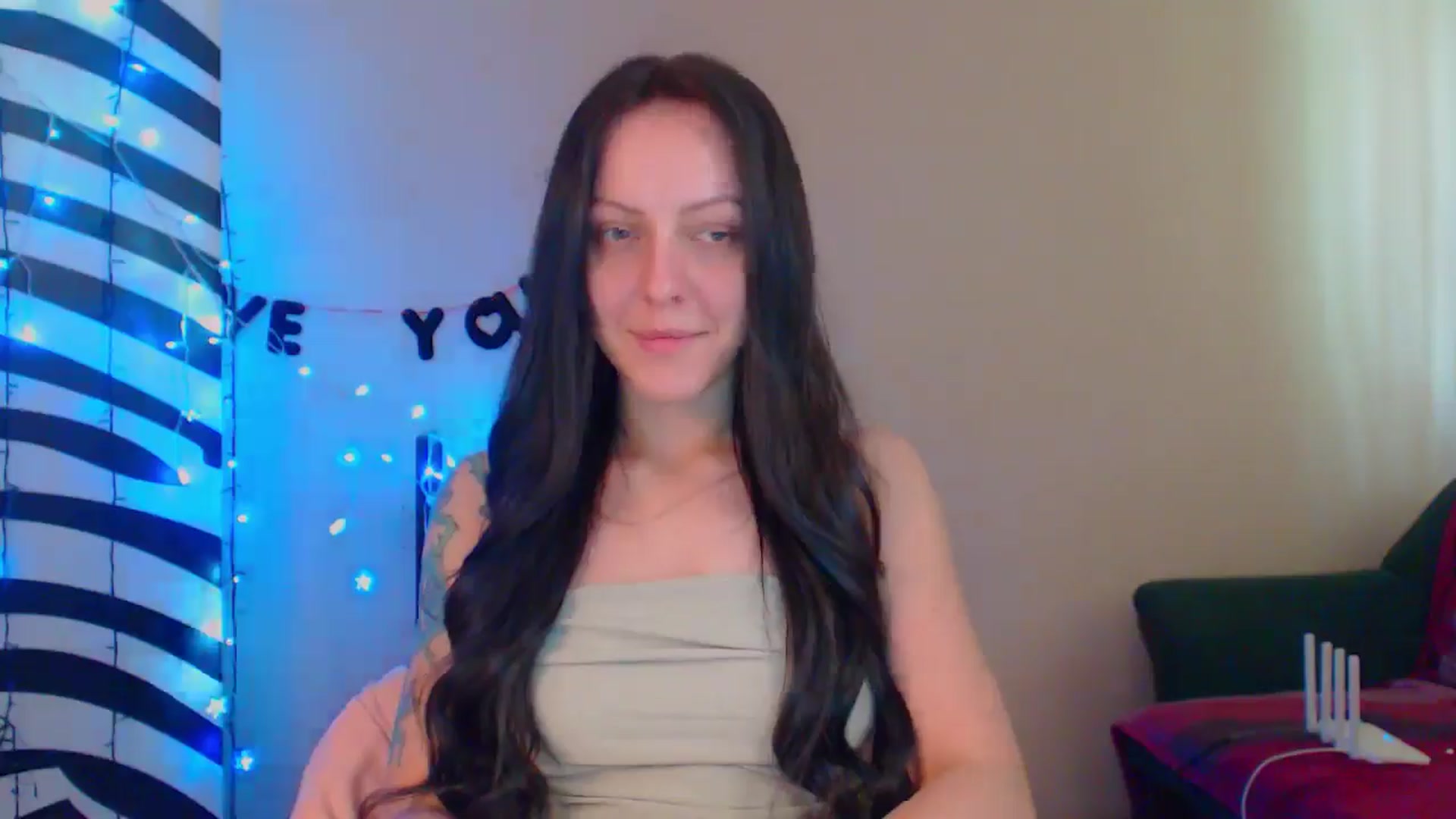 Gallery image thumbnail from MiracleMiss's myfreecams stream on, 06/04/2024, 12:34 image 18 of 20