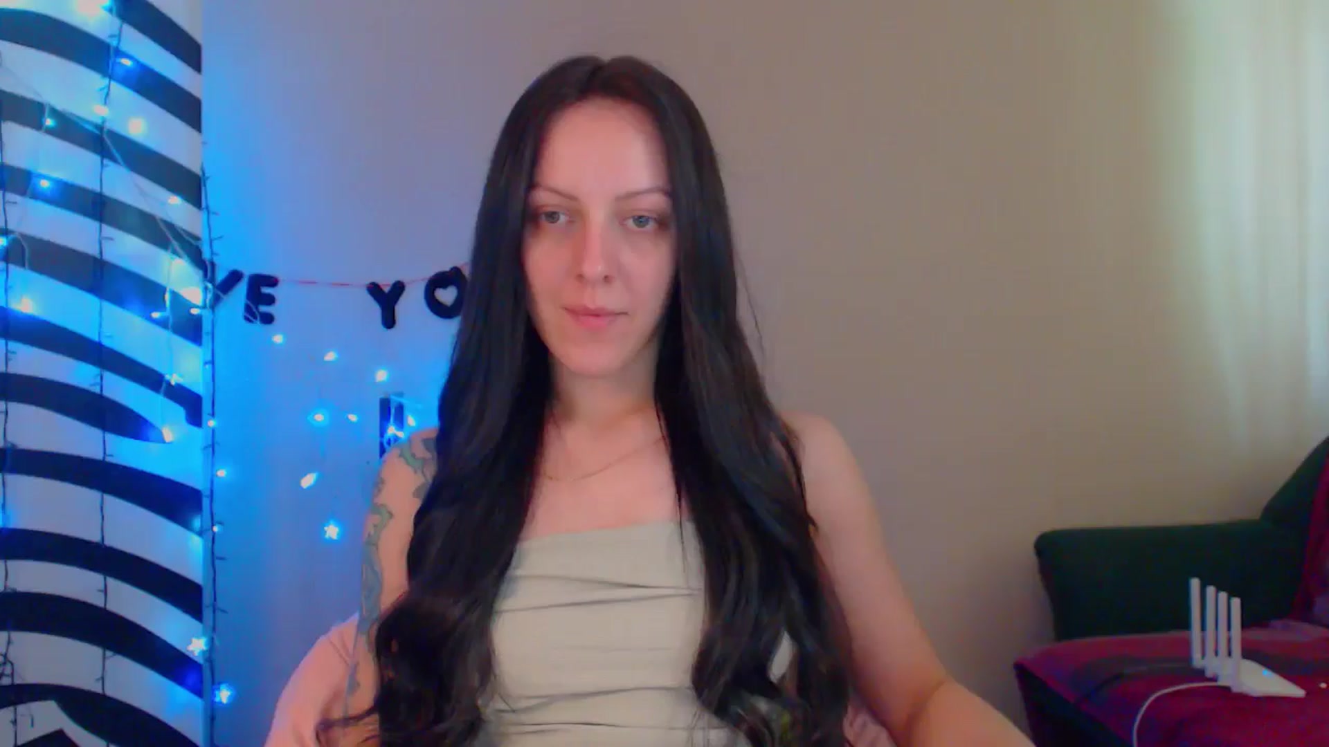 Gallery image thumbnail from MiracleMiss's myfreecams stream on, 06/04/2024, 12:34 image 15 of 20
