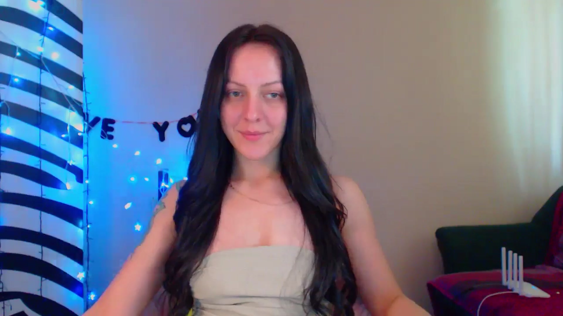 Gallery image thumbnail from MiracleMiss's myfreecams stream on, 06/04/2024, 12:34 image 4 of 20