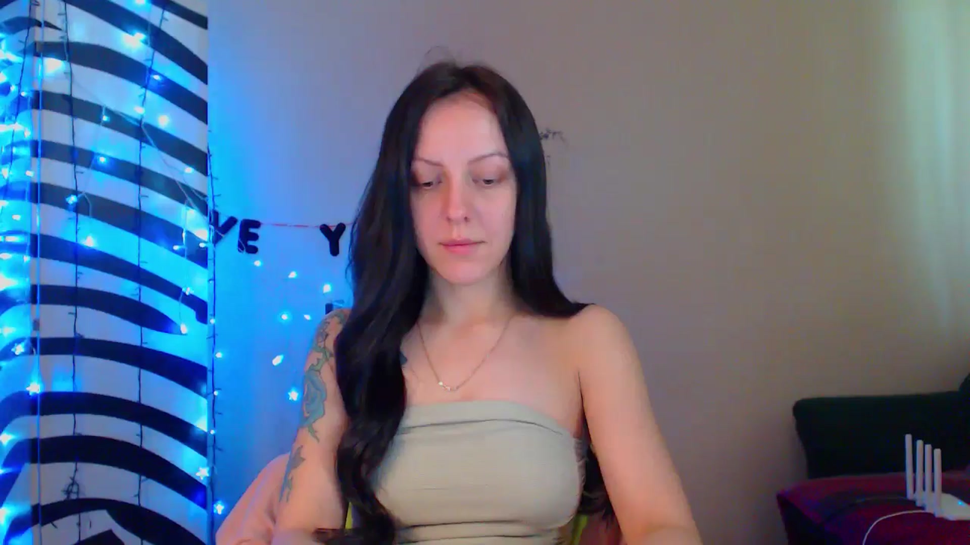 Gallery image thumbnail from MiracleMiss's myfreecams stream on, 06/05/2024, 09:57 image 20 of 20