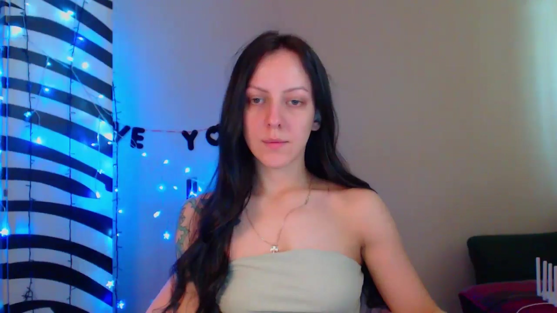 Gallery image thumbnail from MiracleMiss's myfreecams stream on, 06/06/2024, 11:28 image 4 of 20