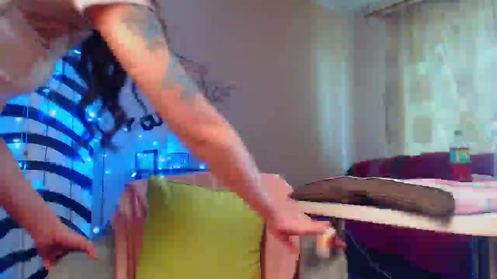Gallery image thumbnail from MiracleMiss's myfreecams stream on, 06/10/2024, 10:39 image 7 of 20