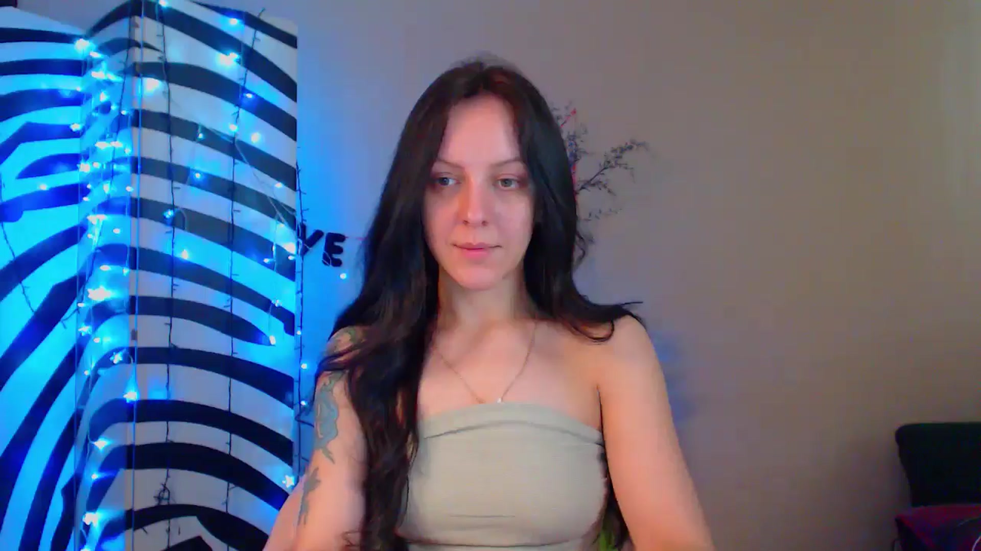 Gallery image thumbnail from MiracleMiss's myfreecams stream on, 06/11/2024, 11:24 image 15 of 20