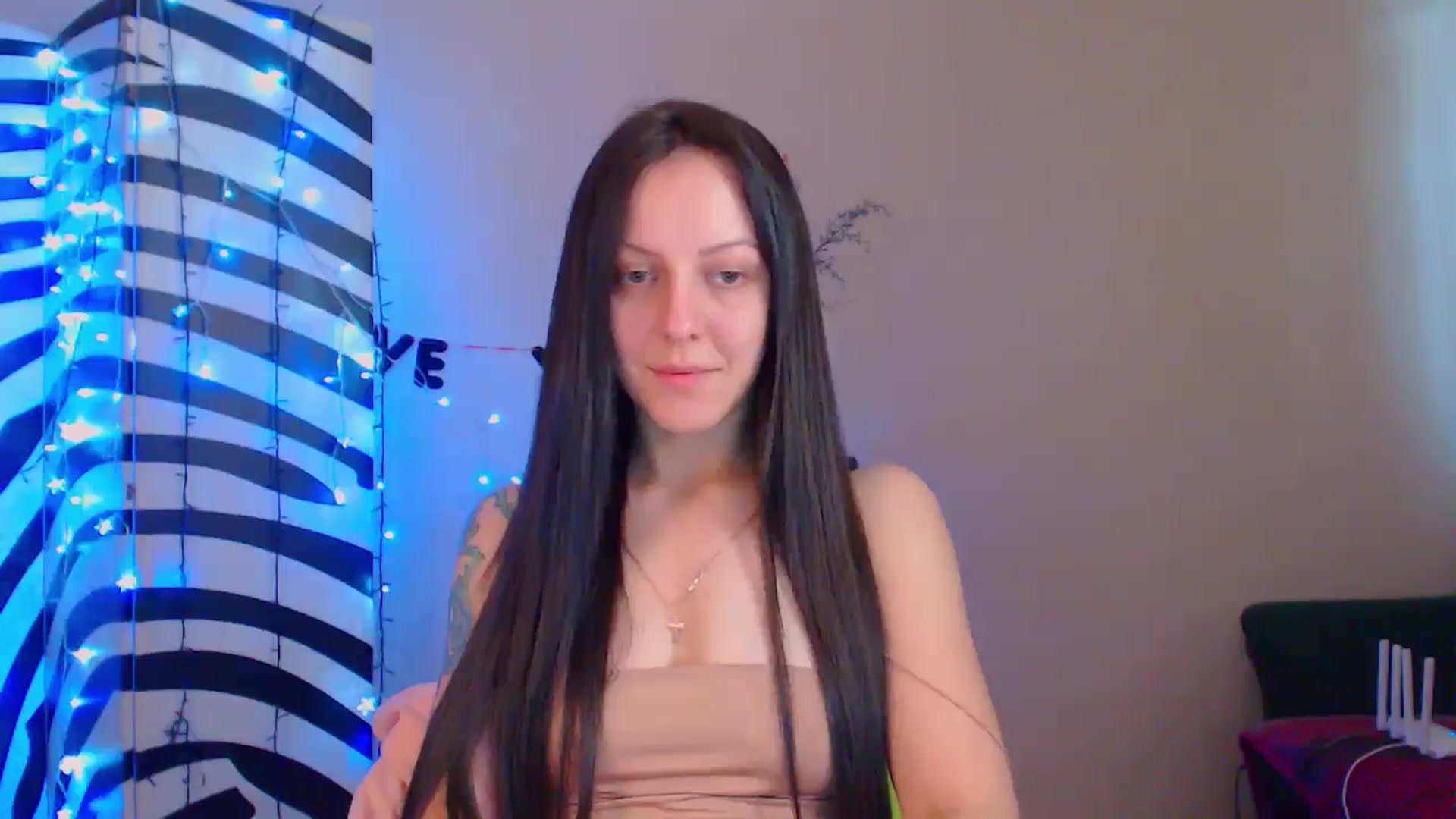 Gallery image thumbnail from MiracleMiss's myfreecams stream on, 06/12/2024, 11:11 image 3 of 20