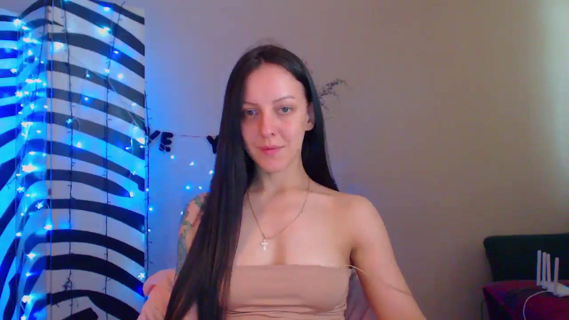 Gallery image thumbnail from MiracleMiss's myfreecams stream on, 06/12/2024, 11:11 image 15 of 20