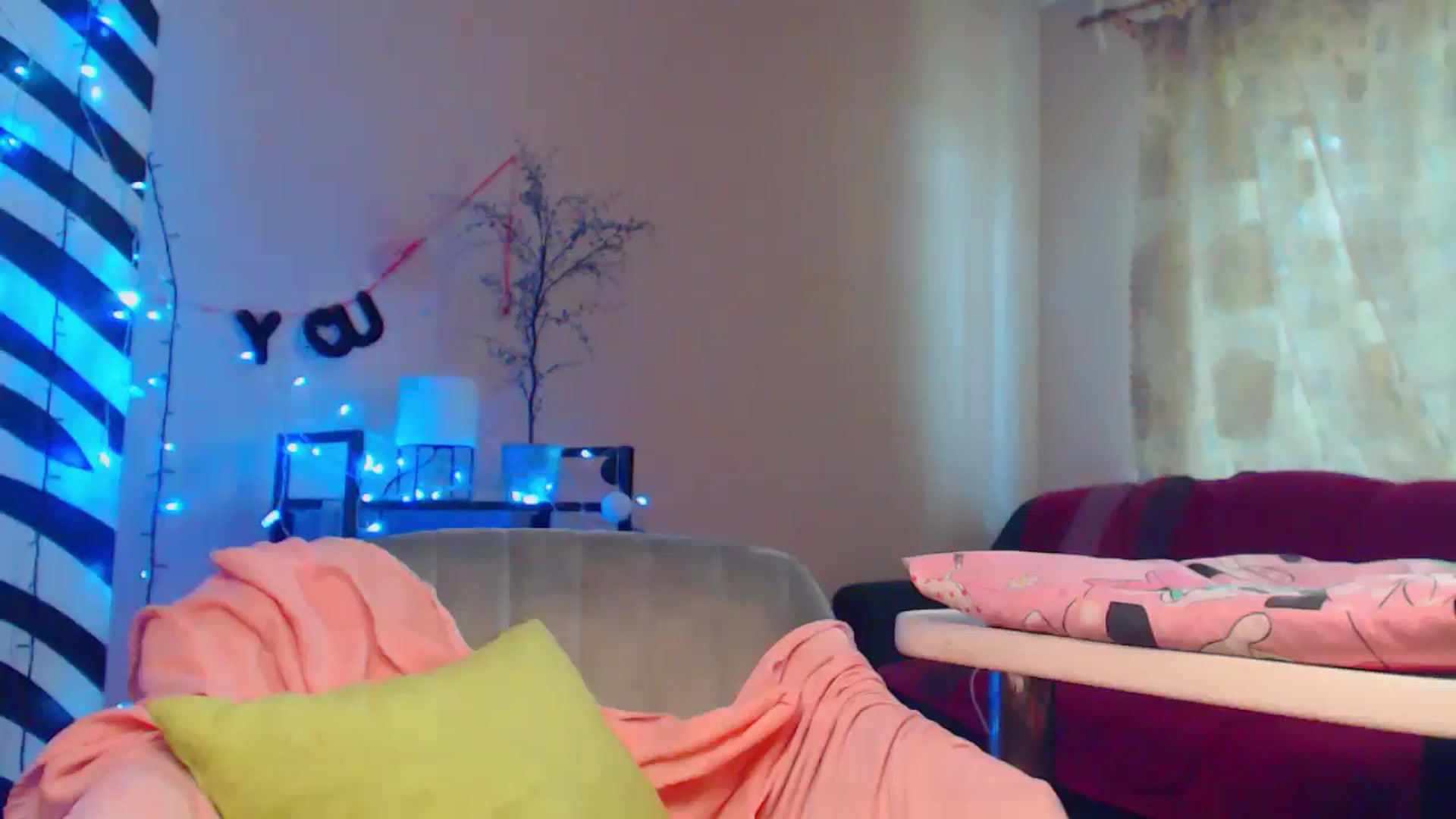 Gallery image thumbnail from MiracleMiss's myfreecams stream on, 06/12/2024, 12:44 image 16 of 20