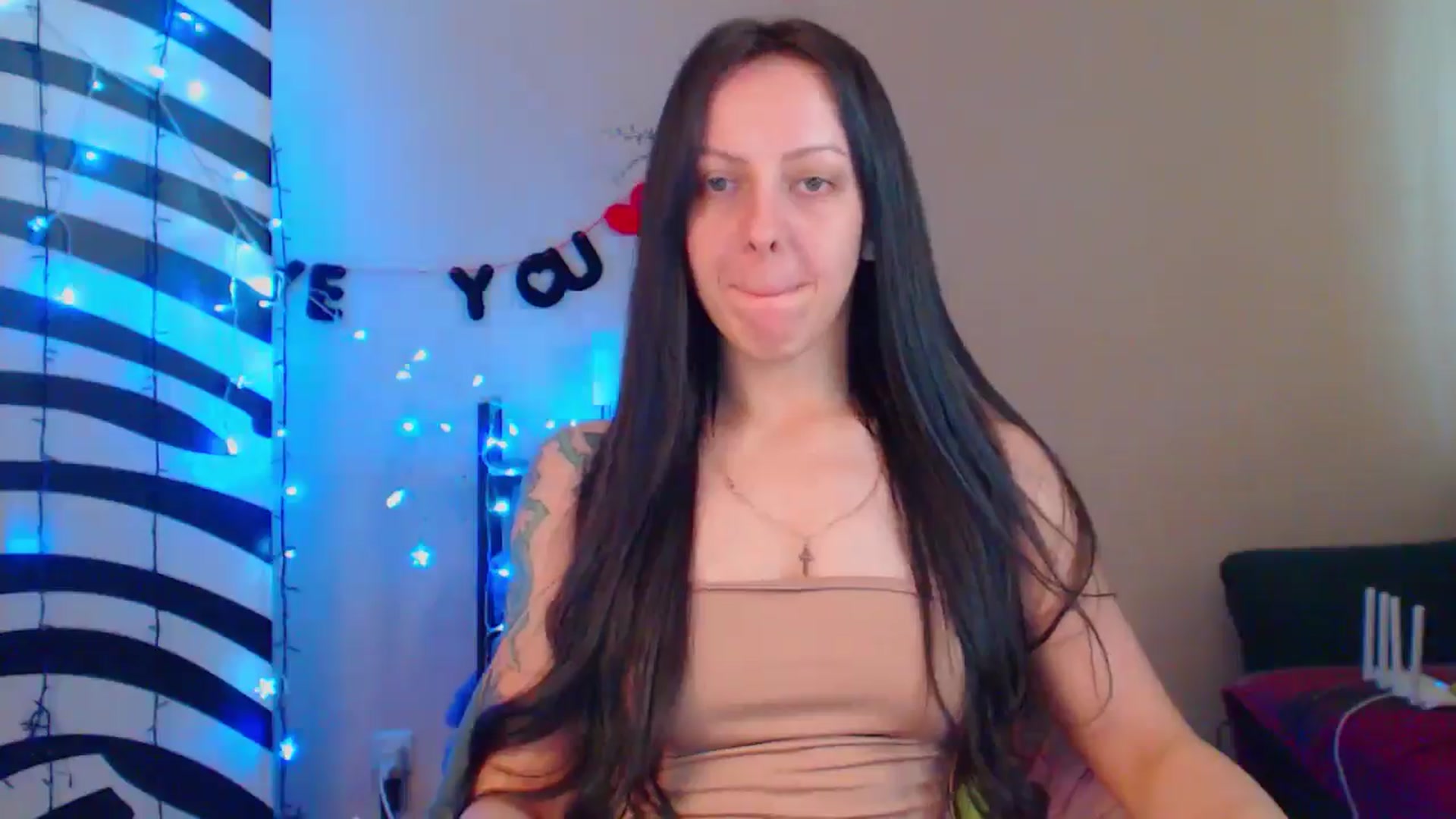 Gallery image thumbnail from MiracleMiss's myfreecams stream on, 06/14/2024, 10:27 image 13 of 20