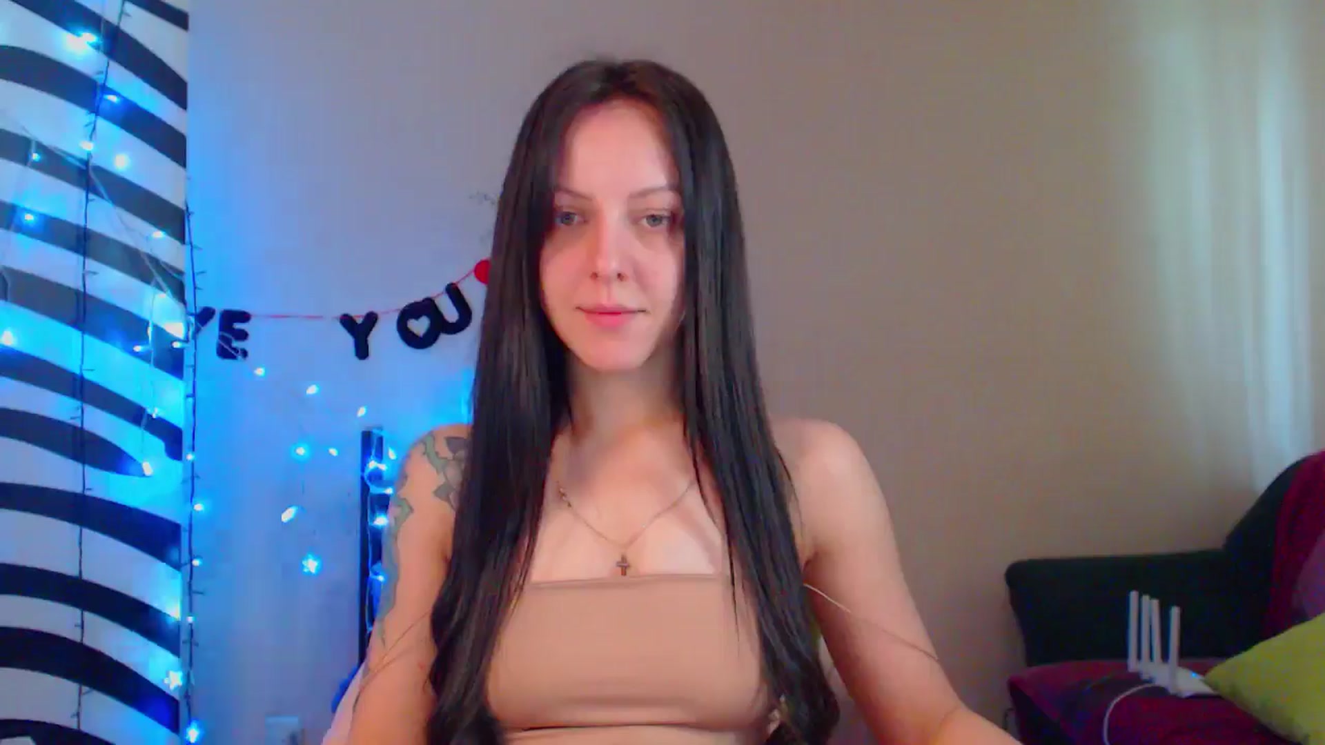 Gallery image thumbnail from MiracleMiss's myfreecams stream on, 06/14/2024, 10:27 image 2 of 20