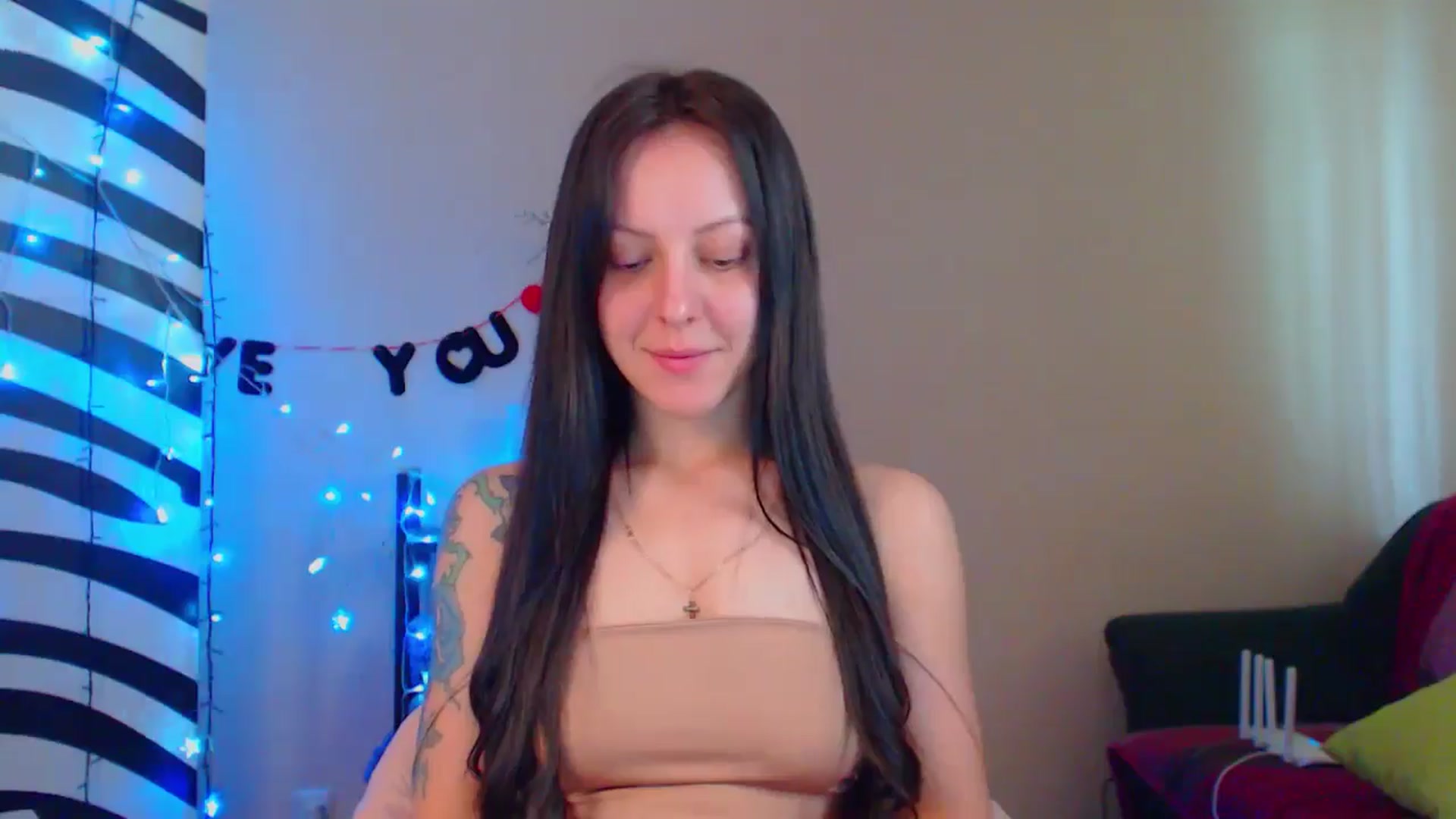 Gallery image thumbnail from MiracleMiss's myfreecams stream on, 06/14/2024, 10:27 image 3 of 20