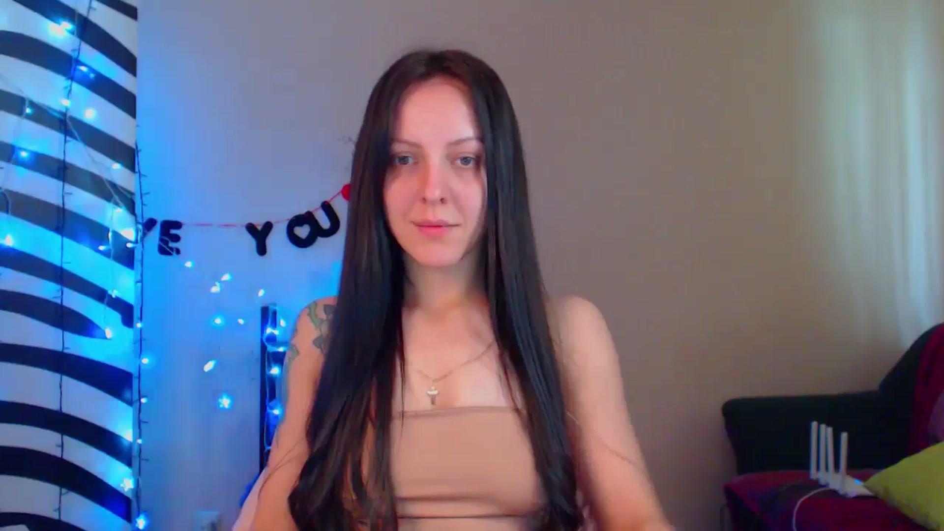 Gallery image thumbnail from MiracleMiss's myfreecams stream on, 06/14/2024, 10:27 image 6 of 20