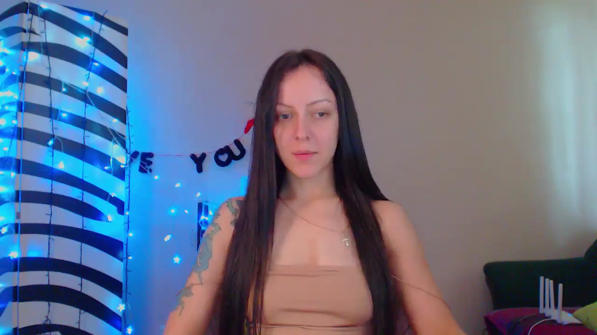 Gallery image thumbnail from MiracleMiss's myfreecams stream on, 06/17/2024, 11:22 image 12 of 20