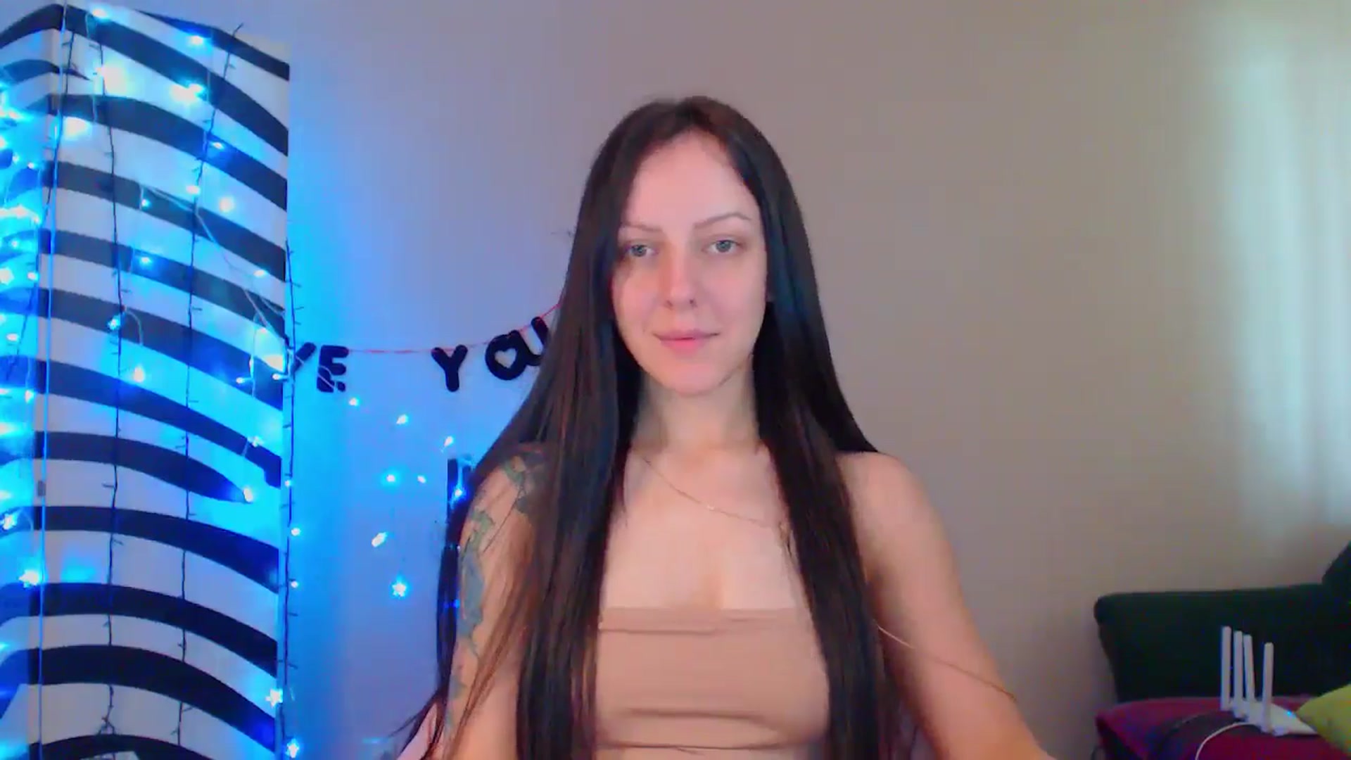 Gallery image thumbnail from MiracleMiss's myfreecams stream on, 06/17/2024, 11:22 image 10 of 20